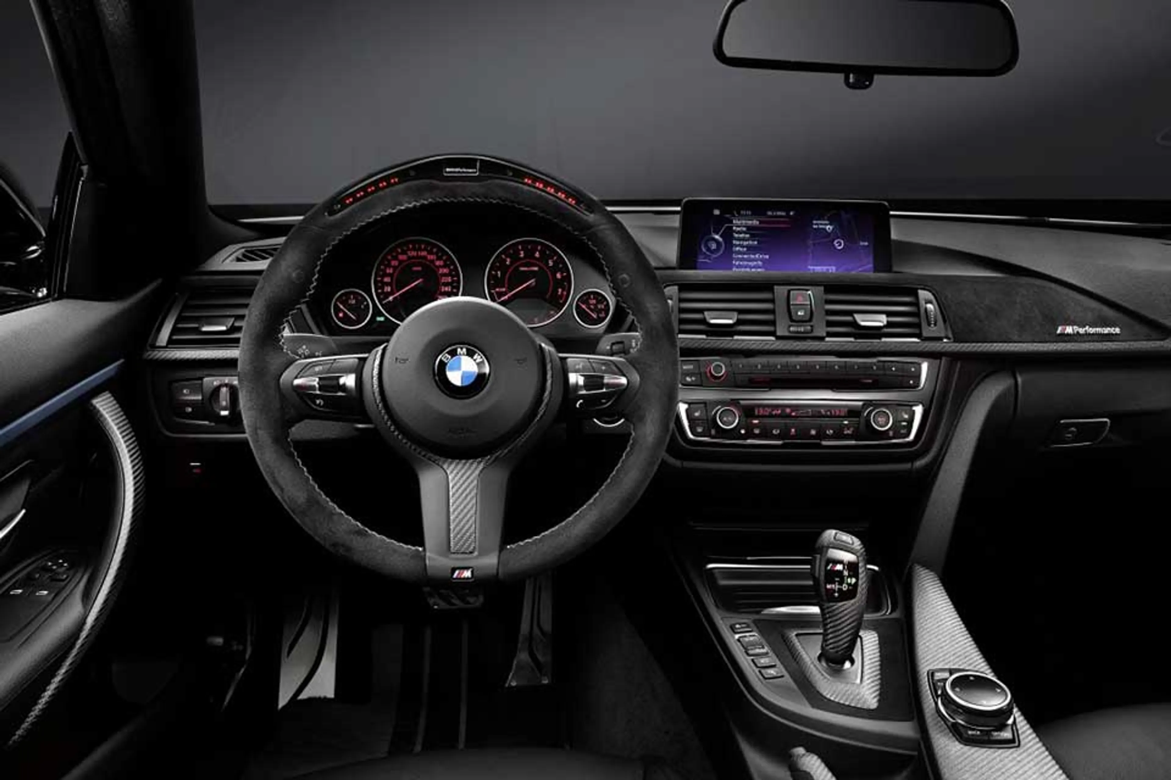 2015 BMW 4 Series 420d Essential AT thumbnail 3