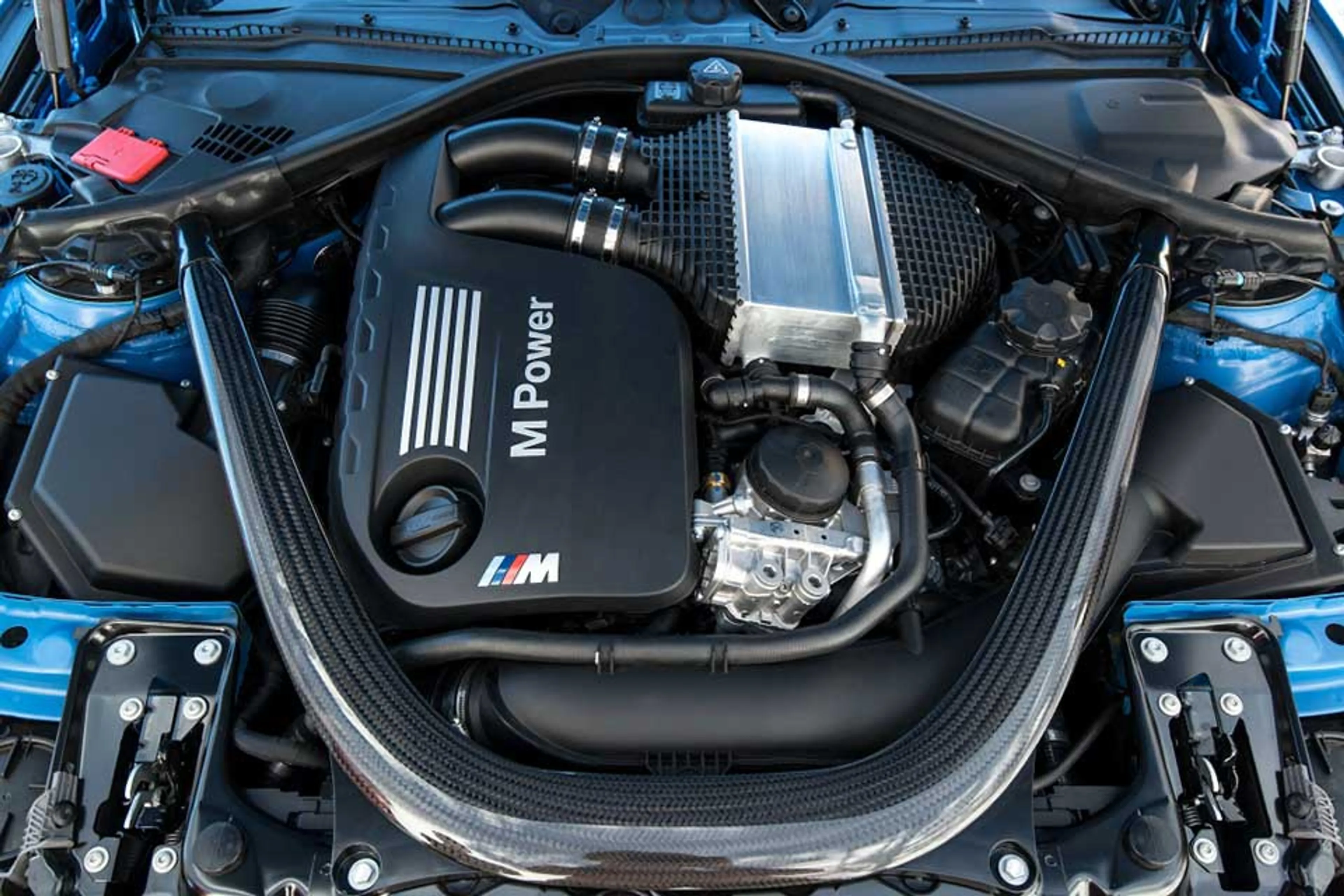 2015 BMW M3 V8 DCT Coupe thumbnail 4