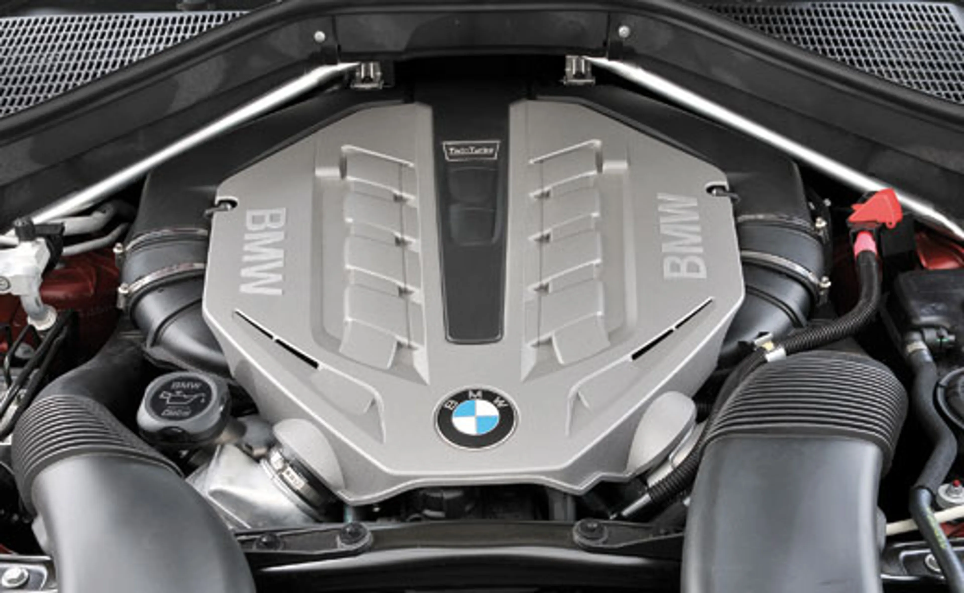 2015 BMW X6 xDrive 30d Essential AT Dsl thumbnail 4