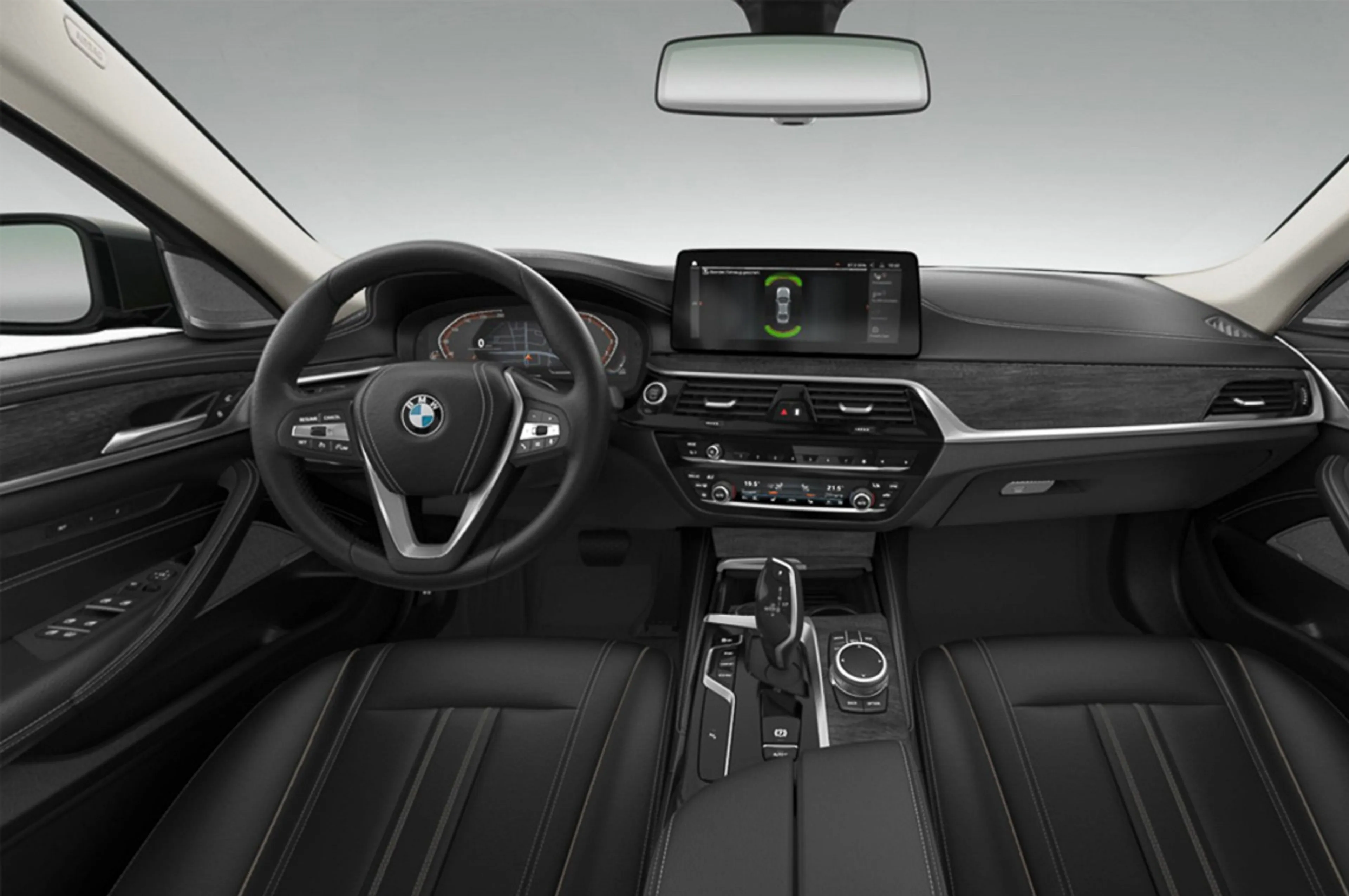 2022 BMW 5 Series 520i Luxury thumbnail 3