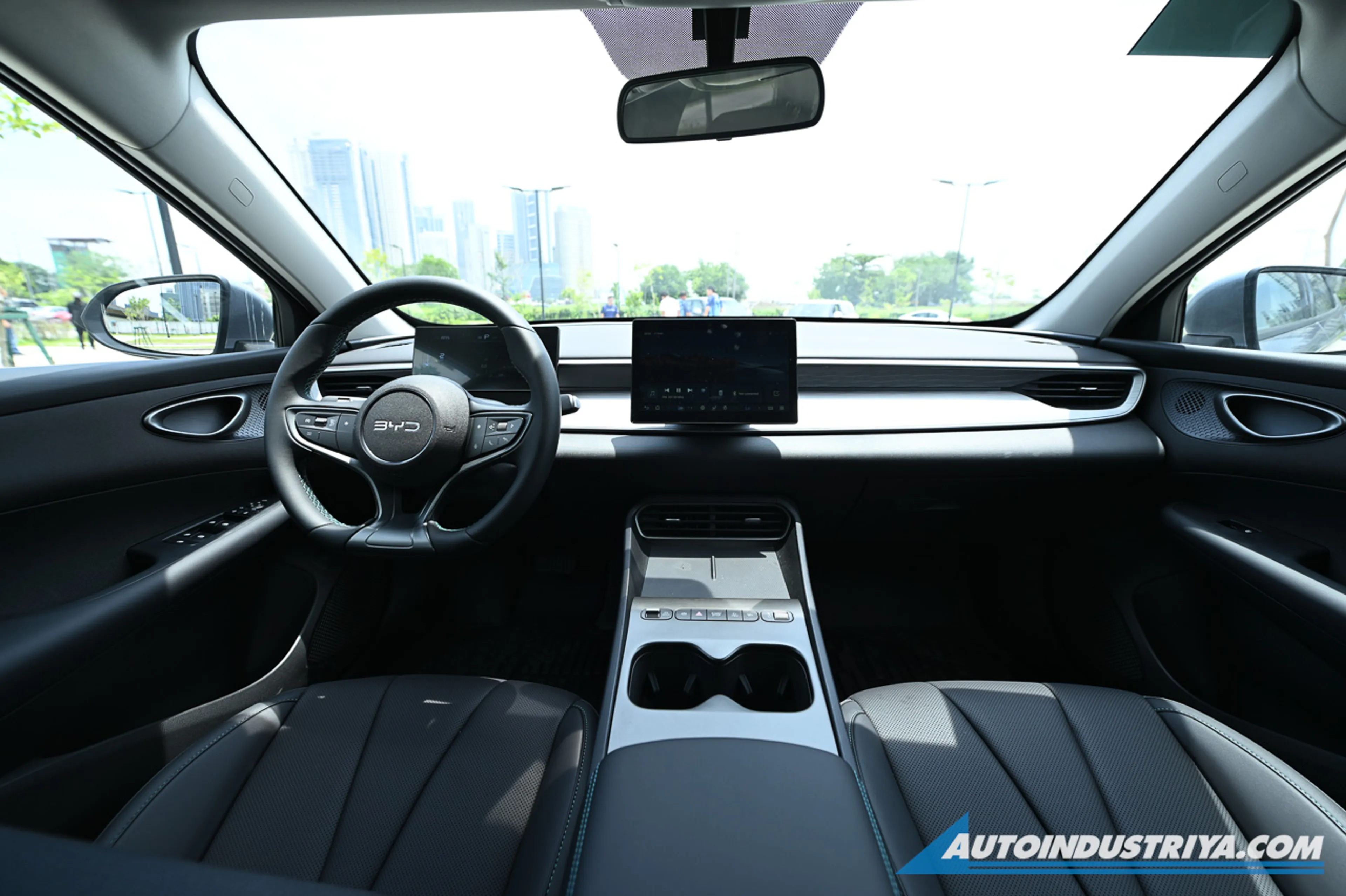 BYD Seal 5 DM-i thumbnail 3