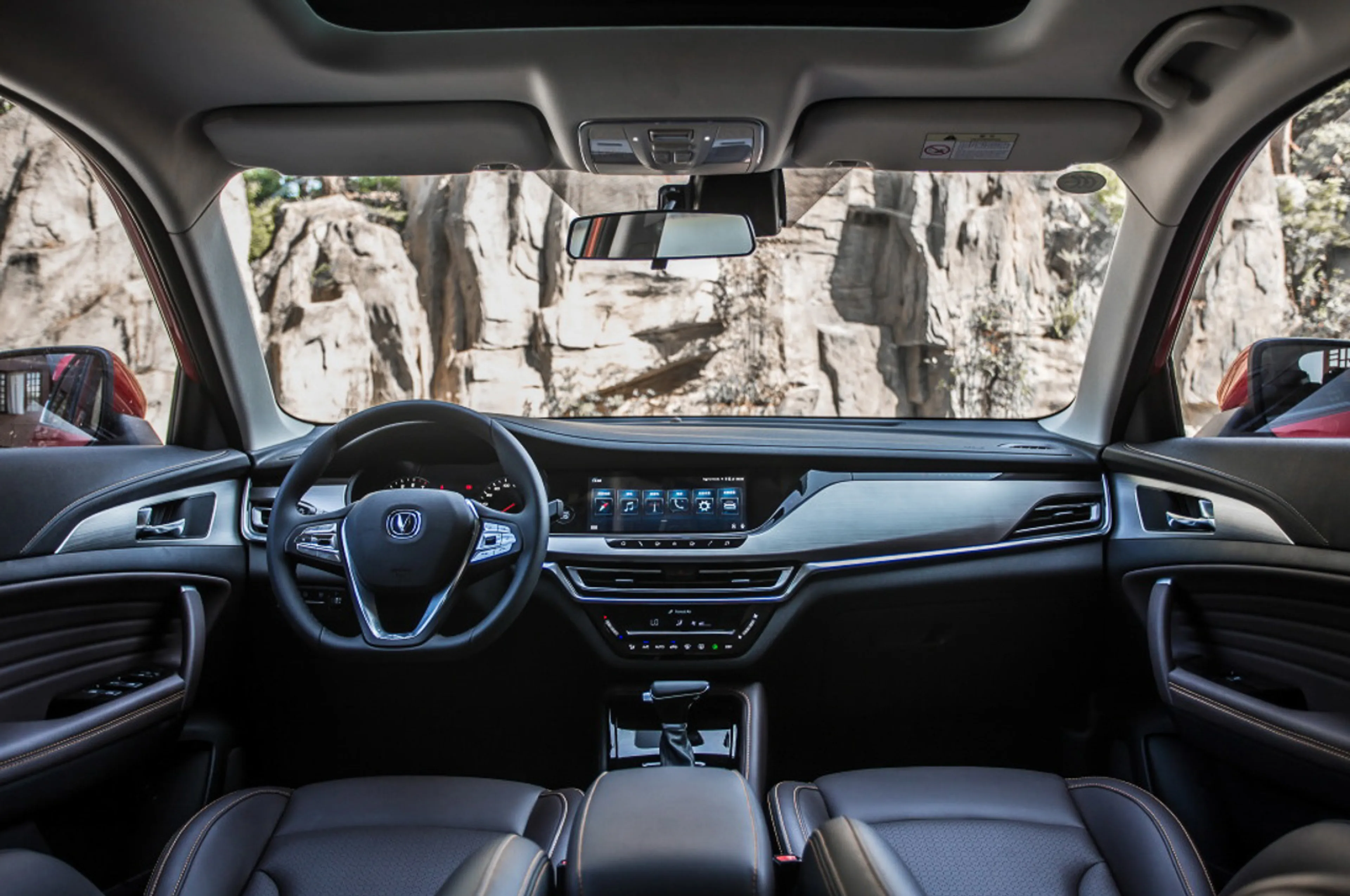 2021 Changan CS35 Plus 1.4L DCT thumbnail 3