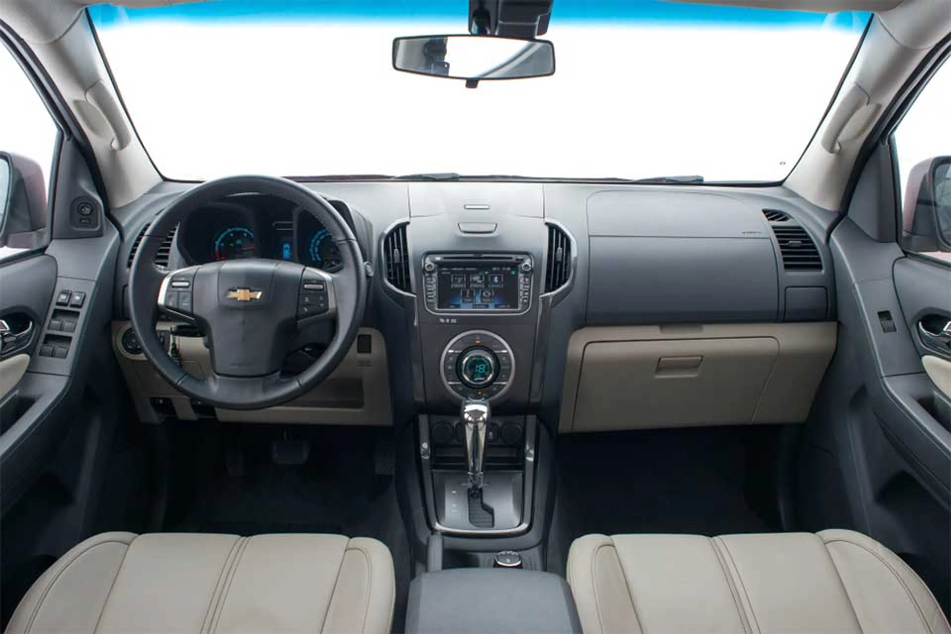 2015 Chevrolet Colorado 2.8L 4x4 LTZ MT Dsl thumbnail 3