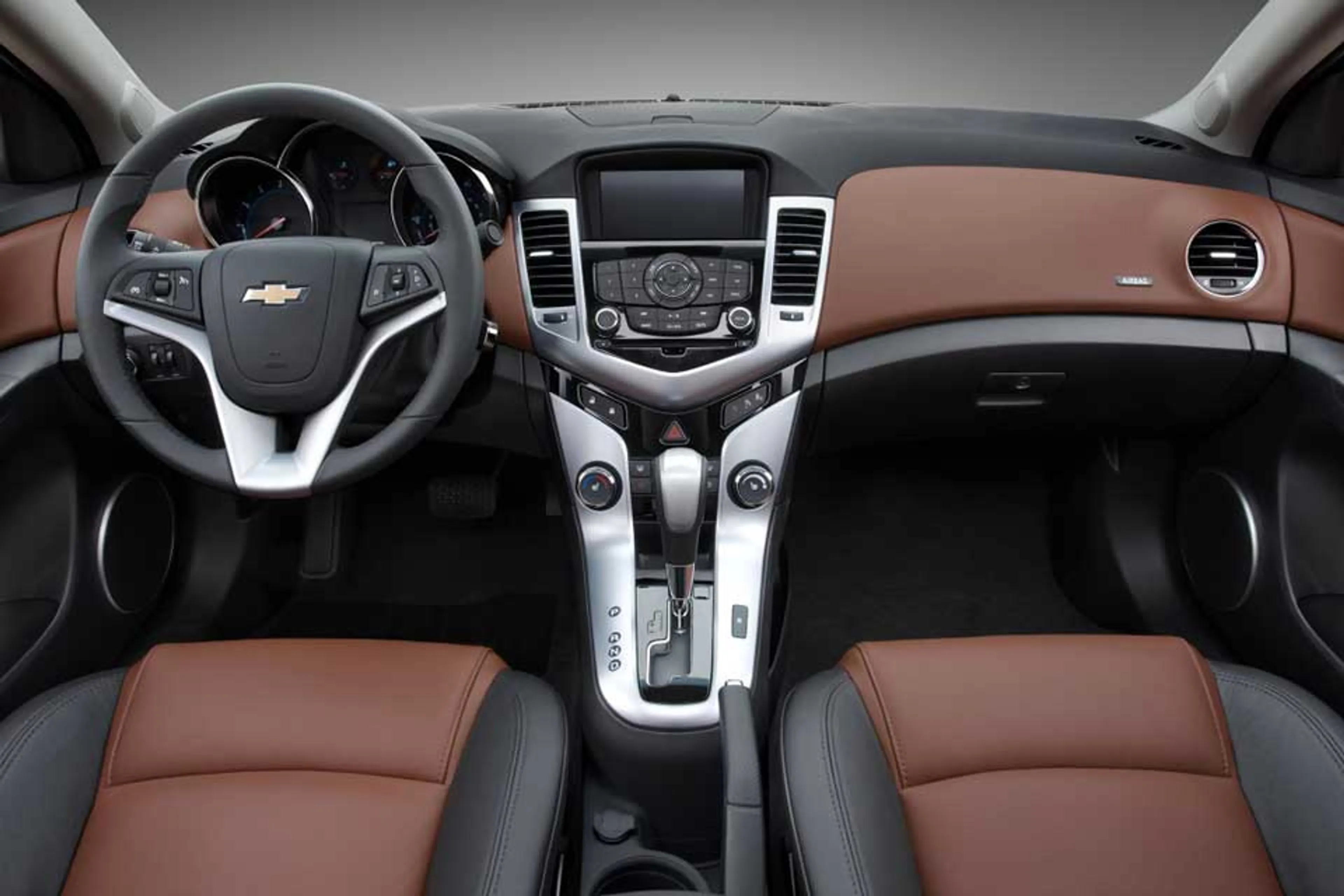 Chevrolet Cruze thumbnail 3
