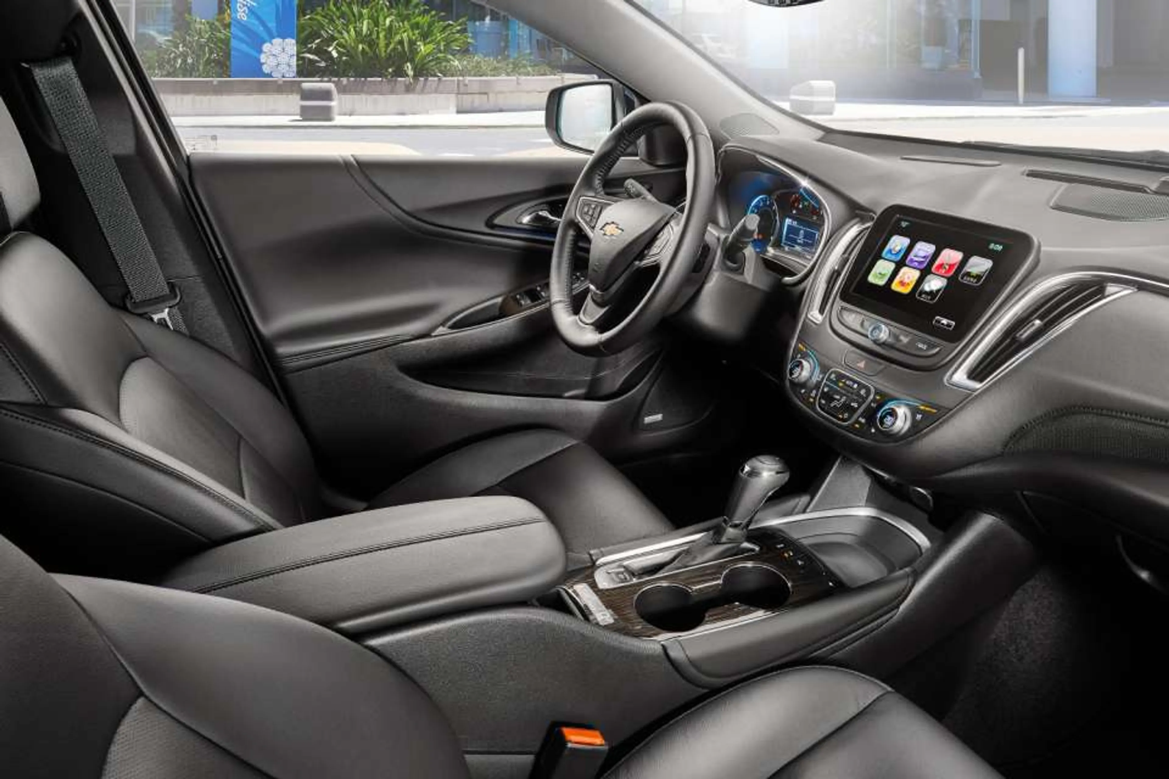 Chevrolet Malibu thumbnail 3