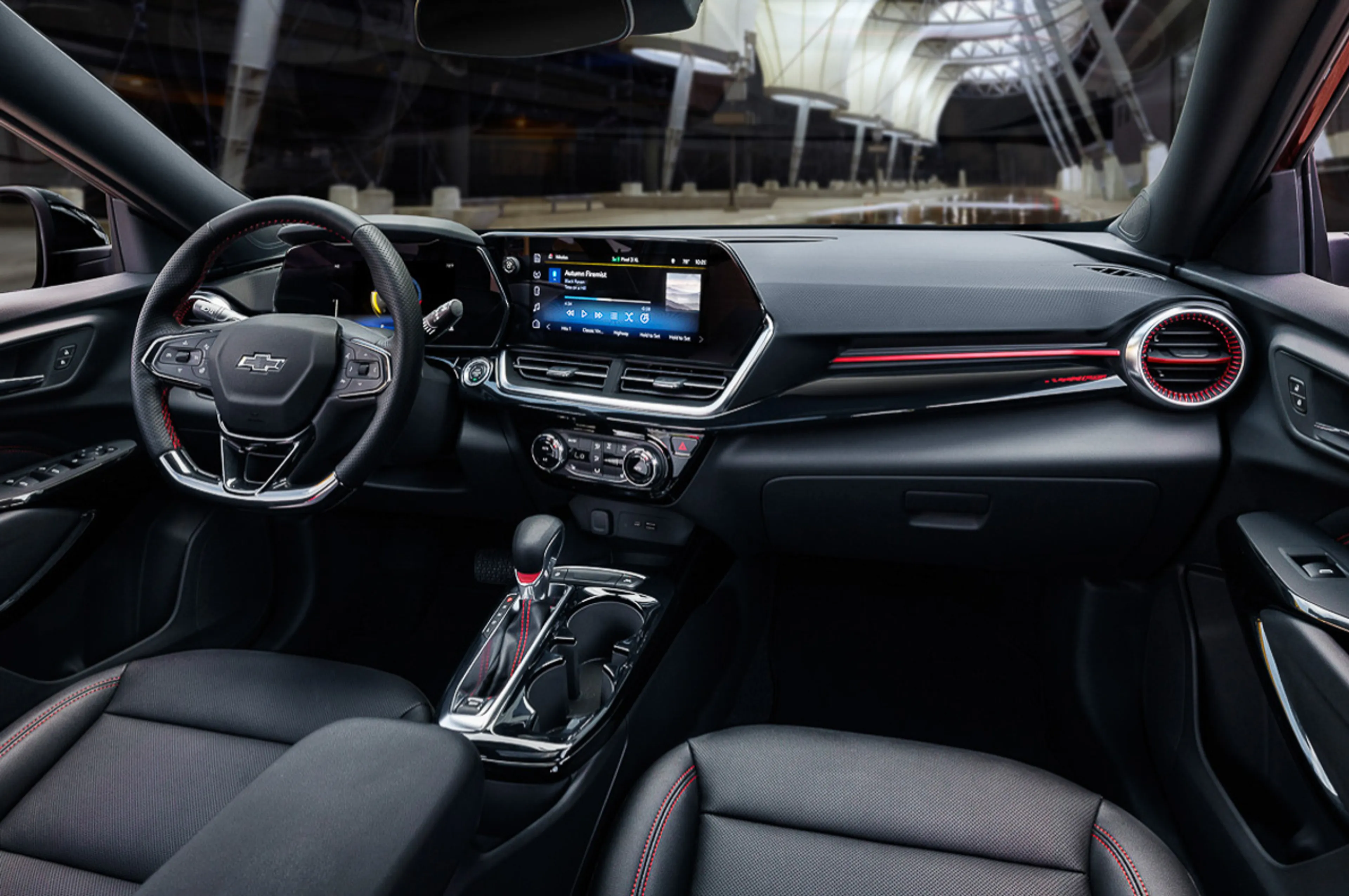 Chevrolet Trax thumbnail 3