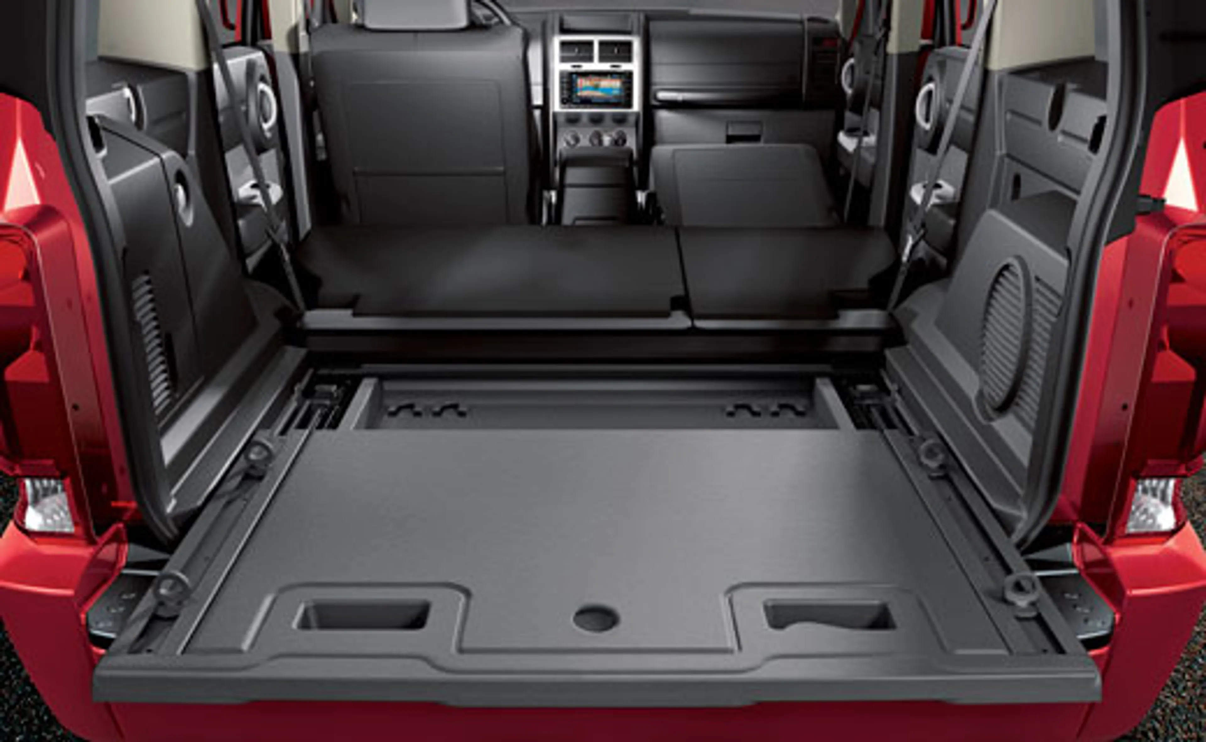 Dodge Nitro thumbnail 4