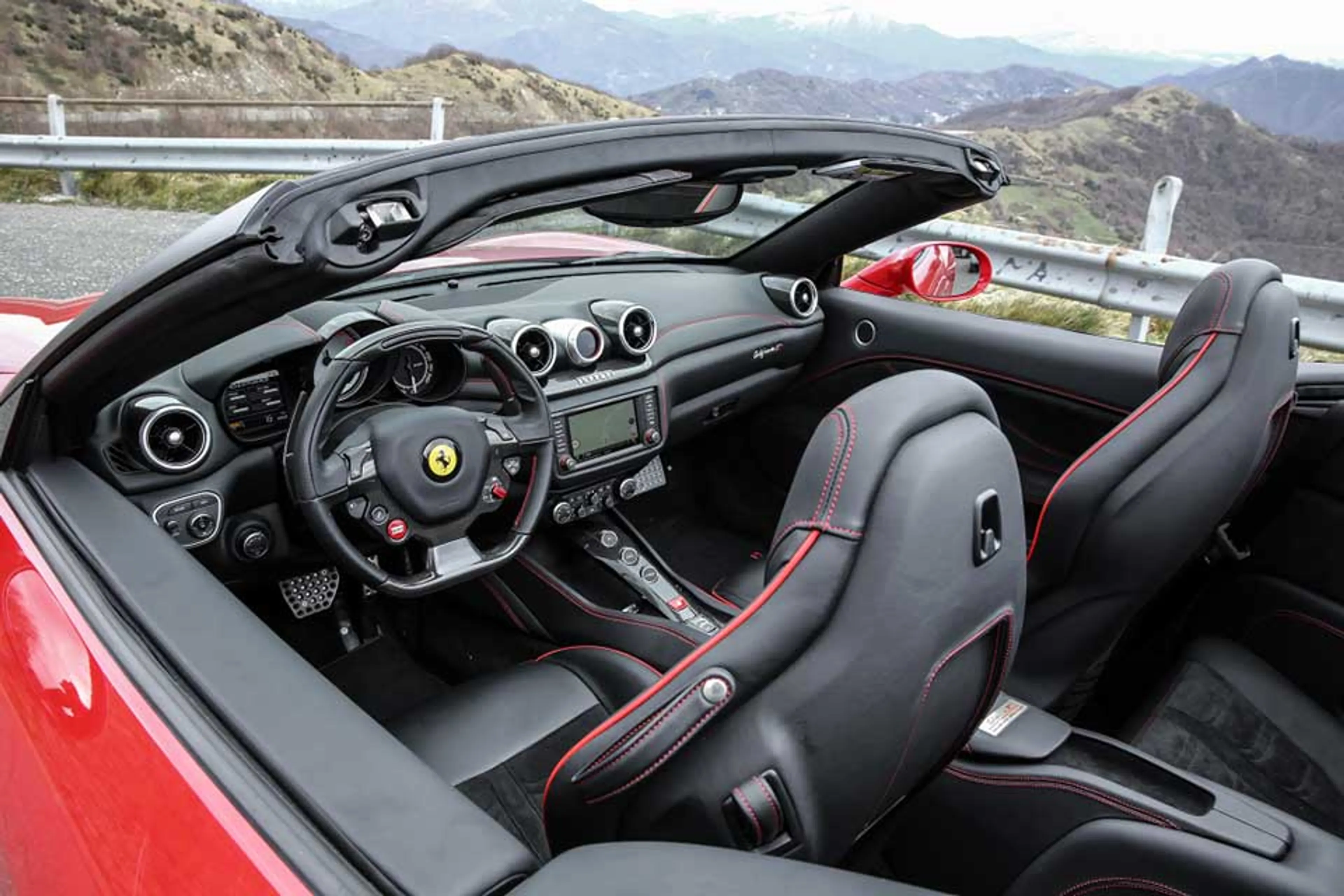 Ferrari California T thumbnail 3