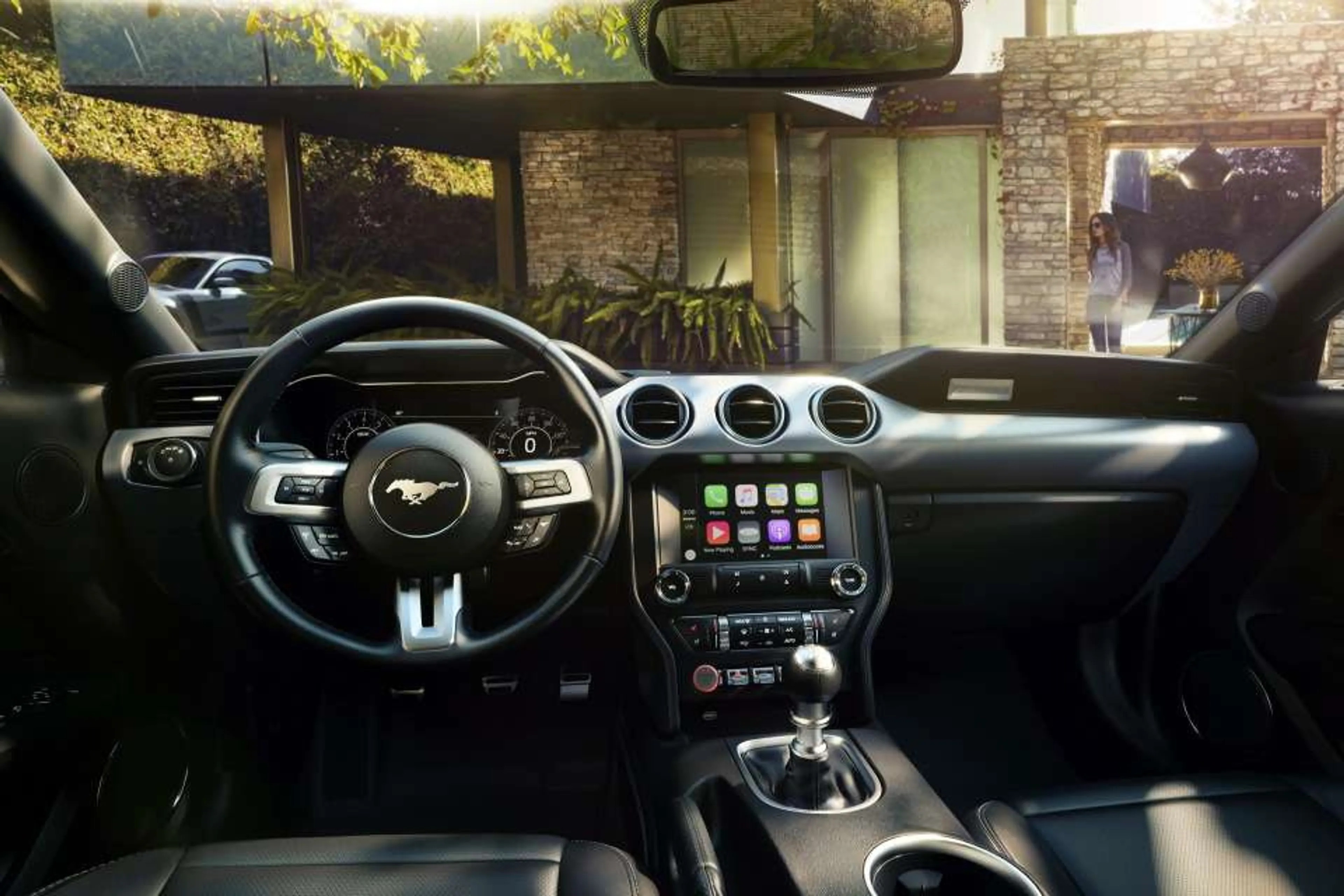 Ford Mustang Fastback thumbnail 3