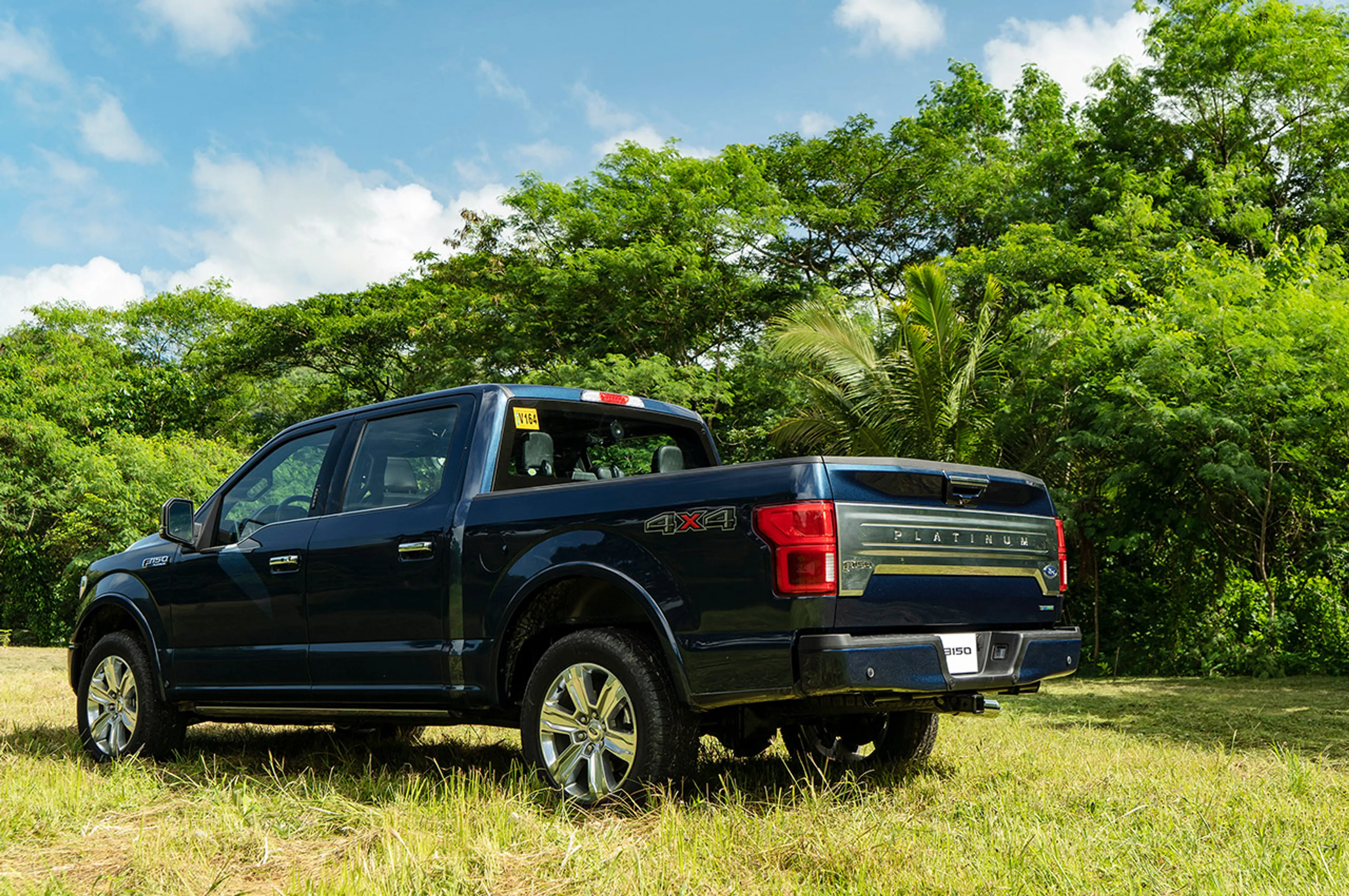 2020 Ford F-150 3.5L Supercrew 4x2 A/T Lariat thumbnail 2