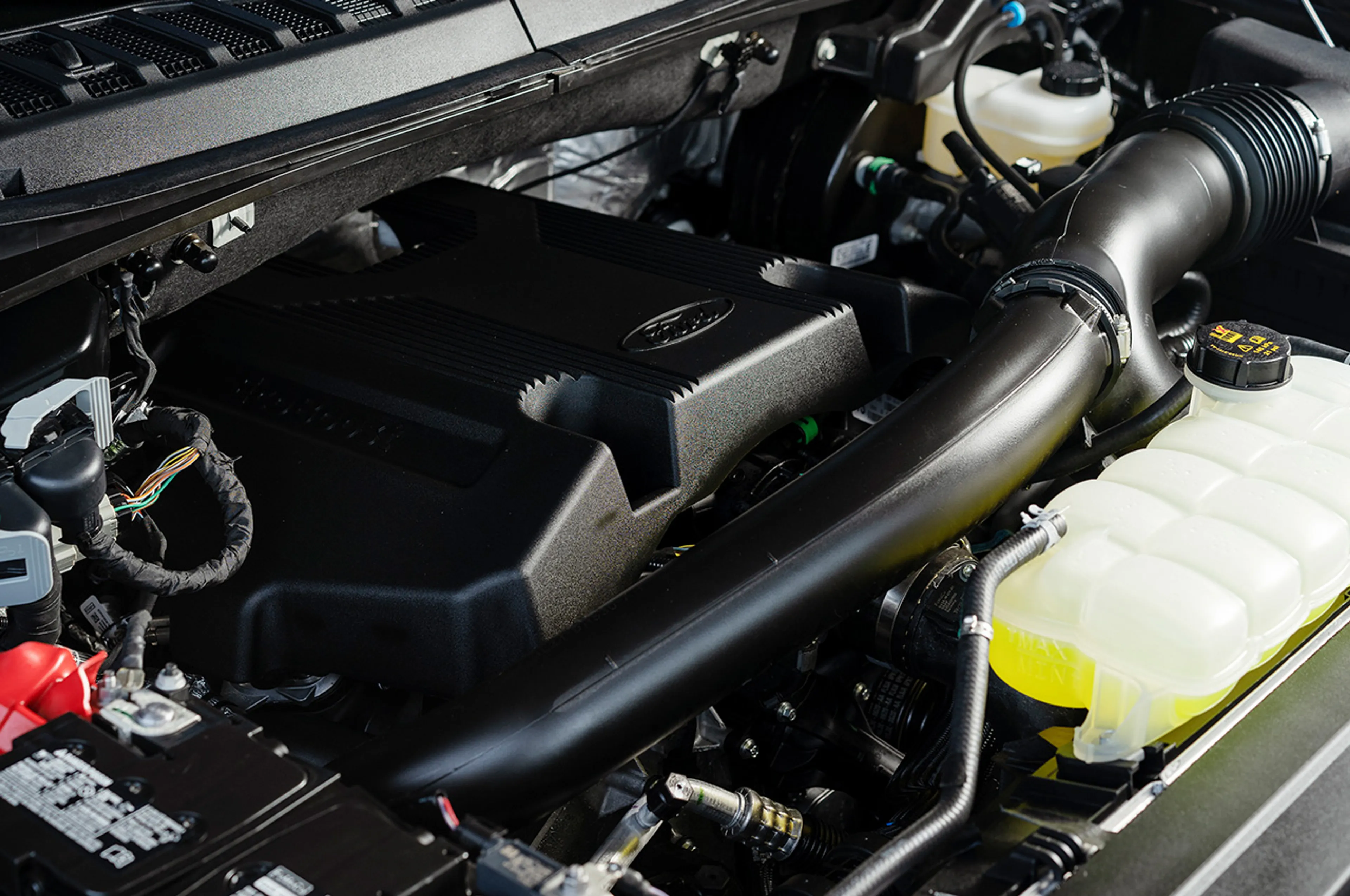 2020 Ford F-150 3.5L Supercrew 4x2 A/T Lariat thumbnail 4