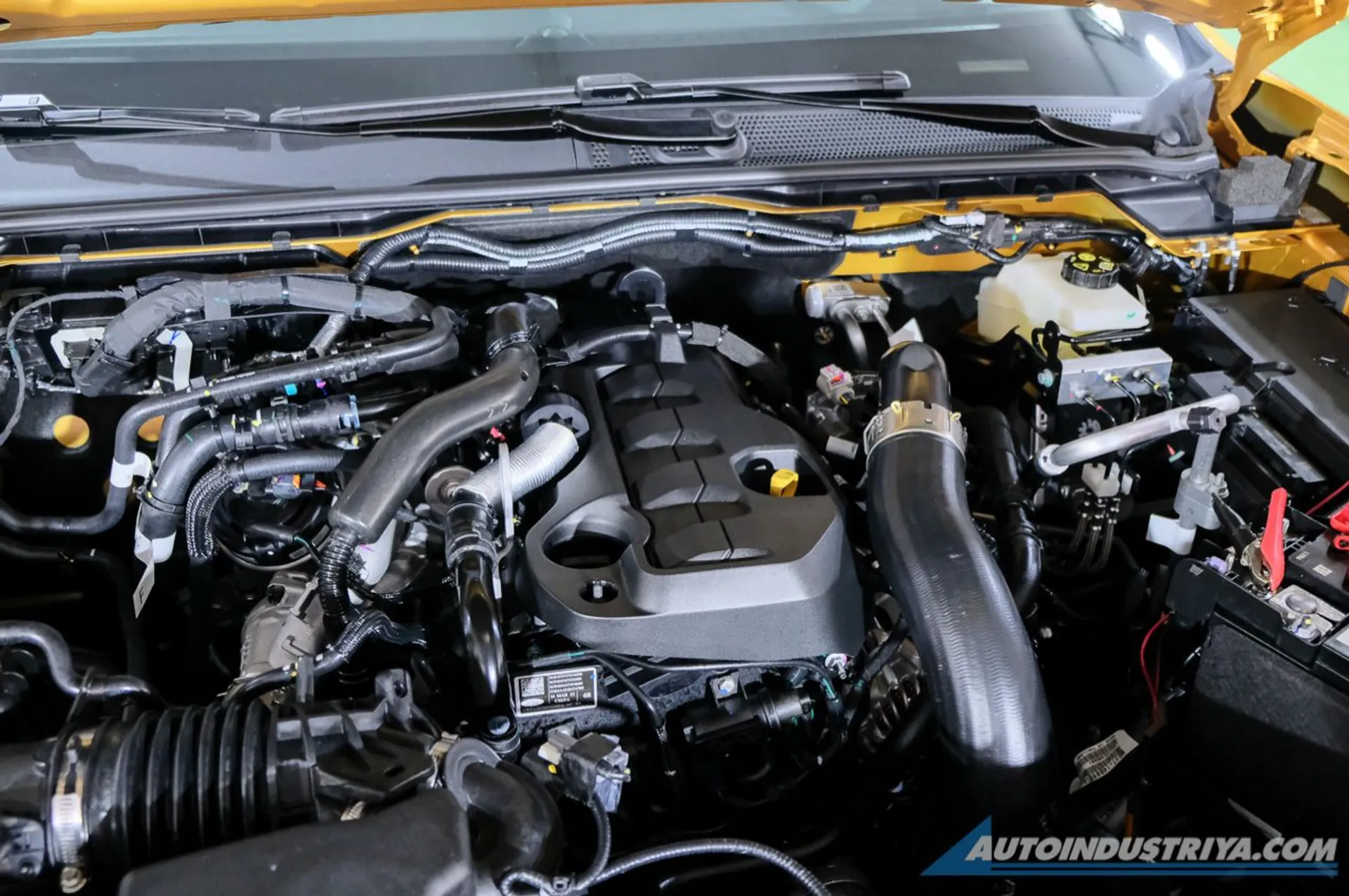 Ford Ranger Price, Specs & Variants | Buyer's Guide | AutoIndustriya