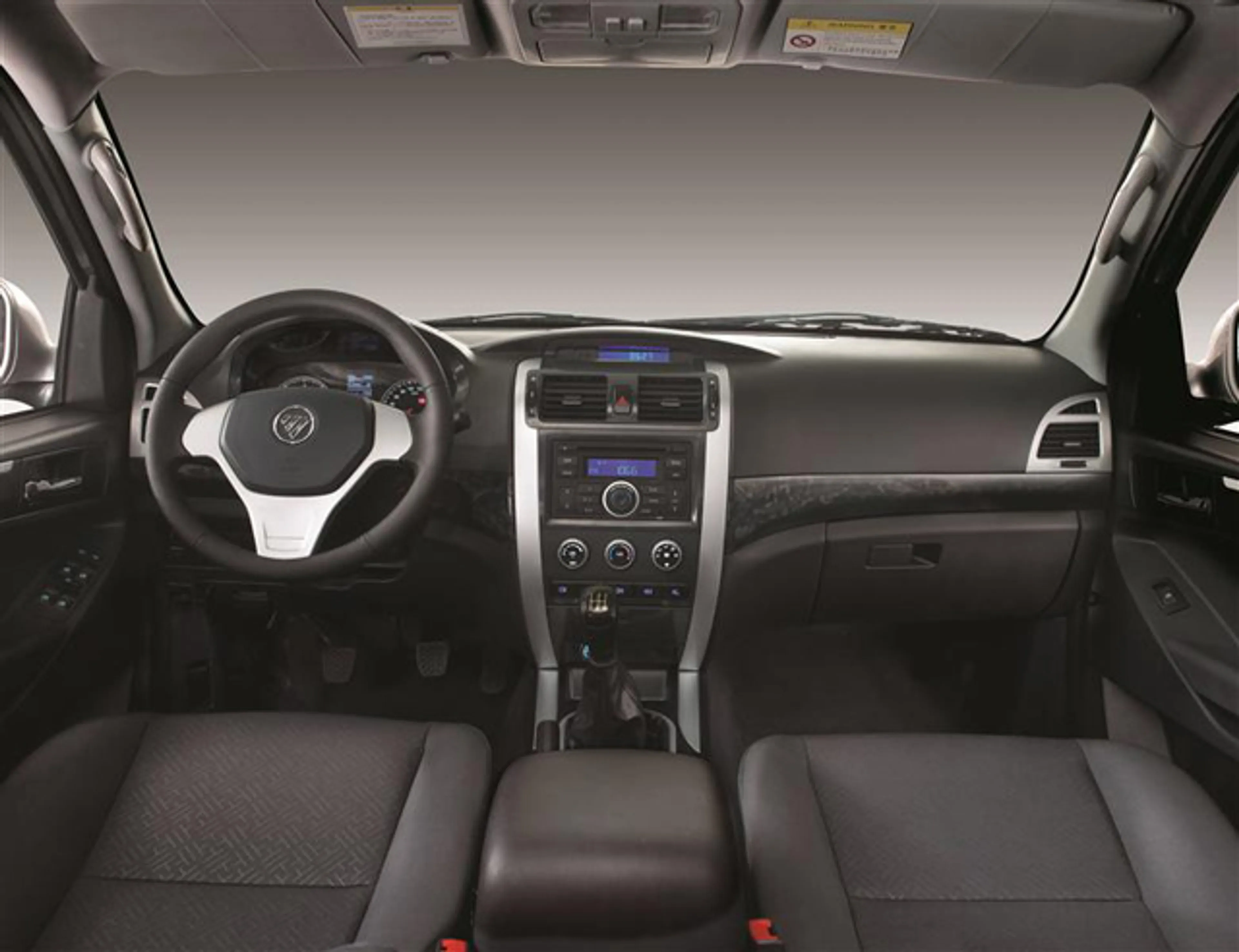 2014 Foton Thunder 4x4 MT Dsl thumbnail 3