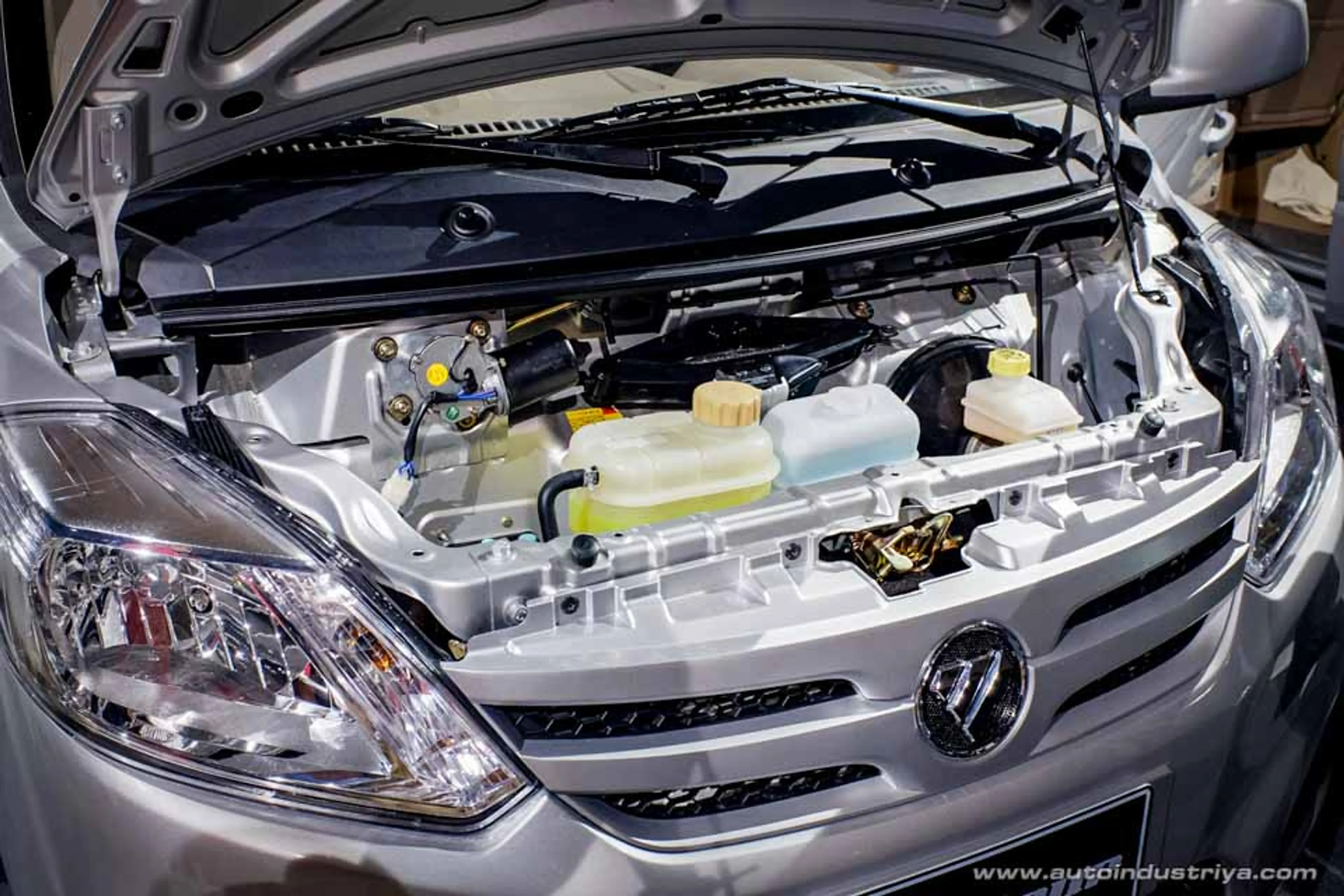 2015 Foton Gratour 1.2 Mini Van thumbnail 4