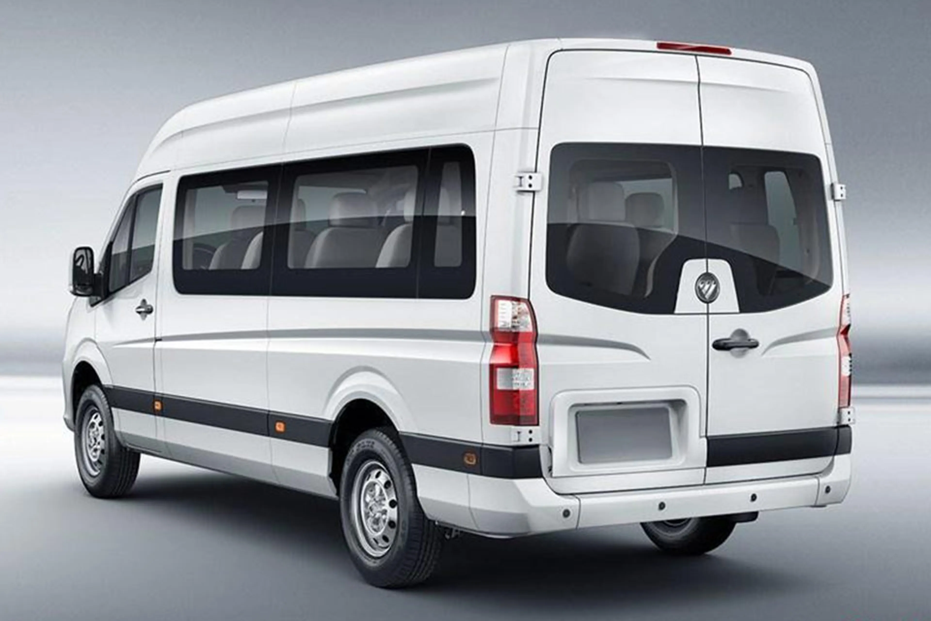 2015 Foton Toano 2.8 Mini Van thumbnail 2
