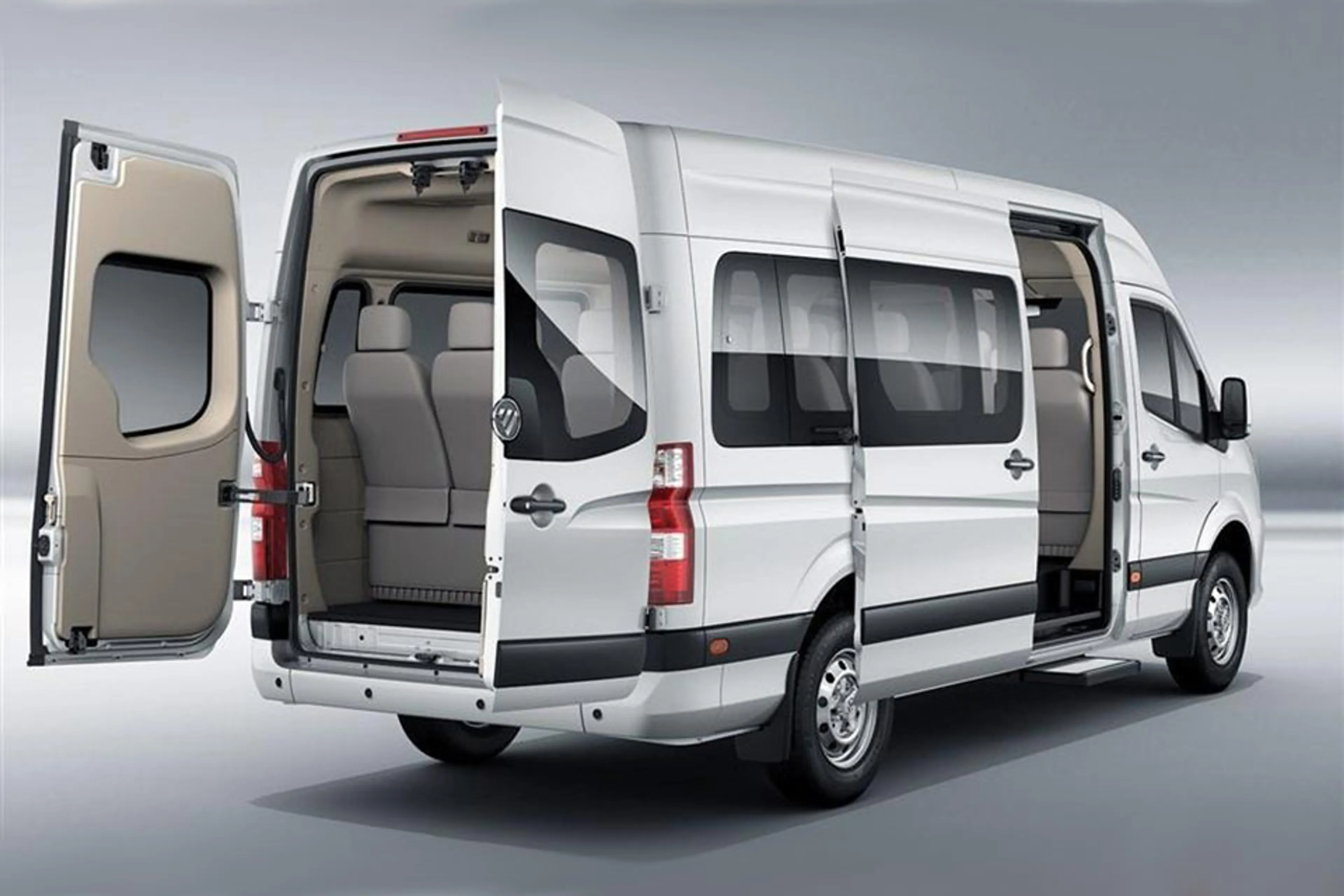 2015 Foton Toano 2.8 Mini Van thumbnail 4