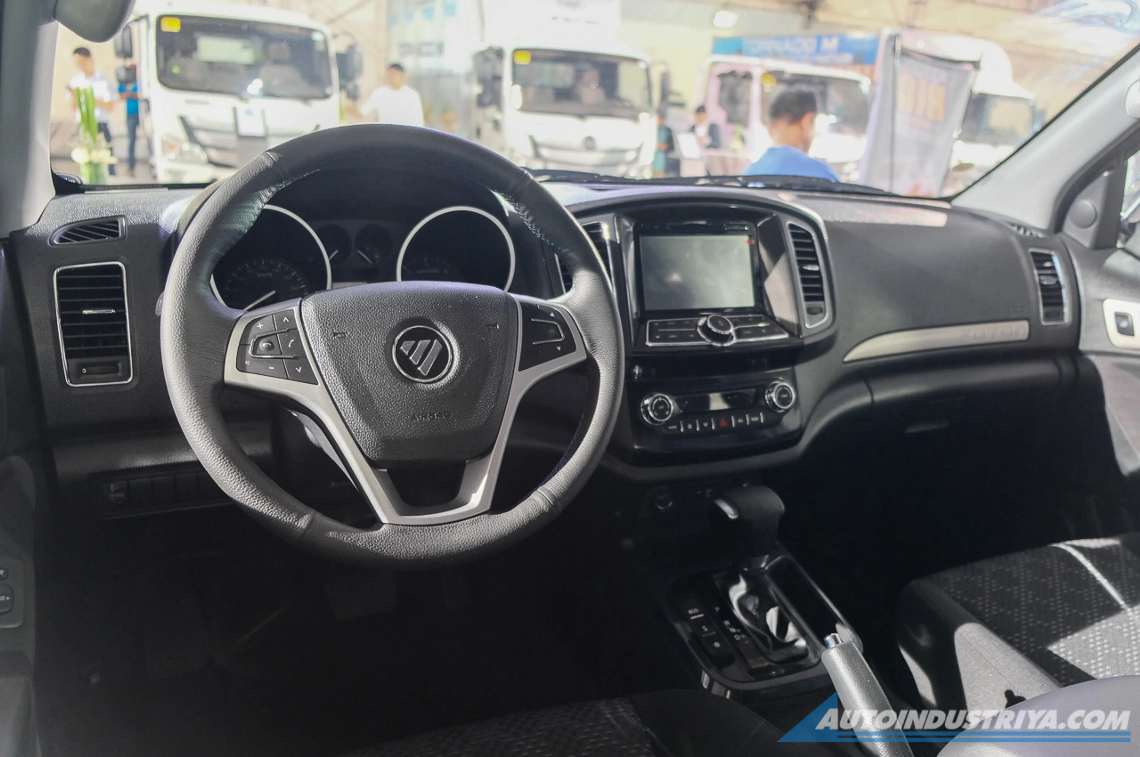 2020 Foton Thunder 2.8L 4x2 AT thumbnail 3