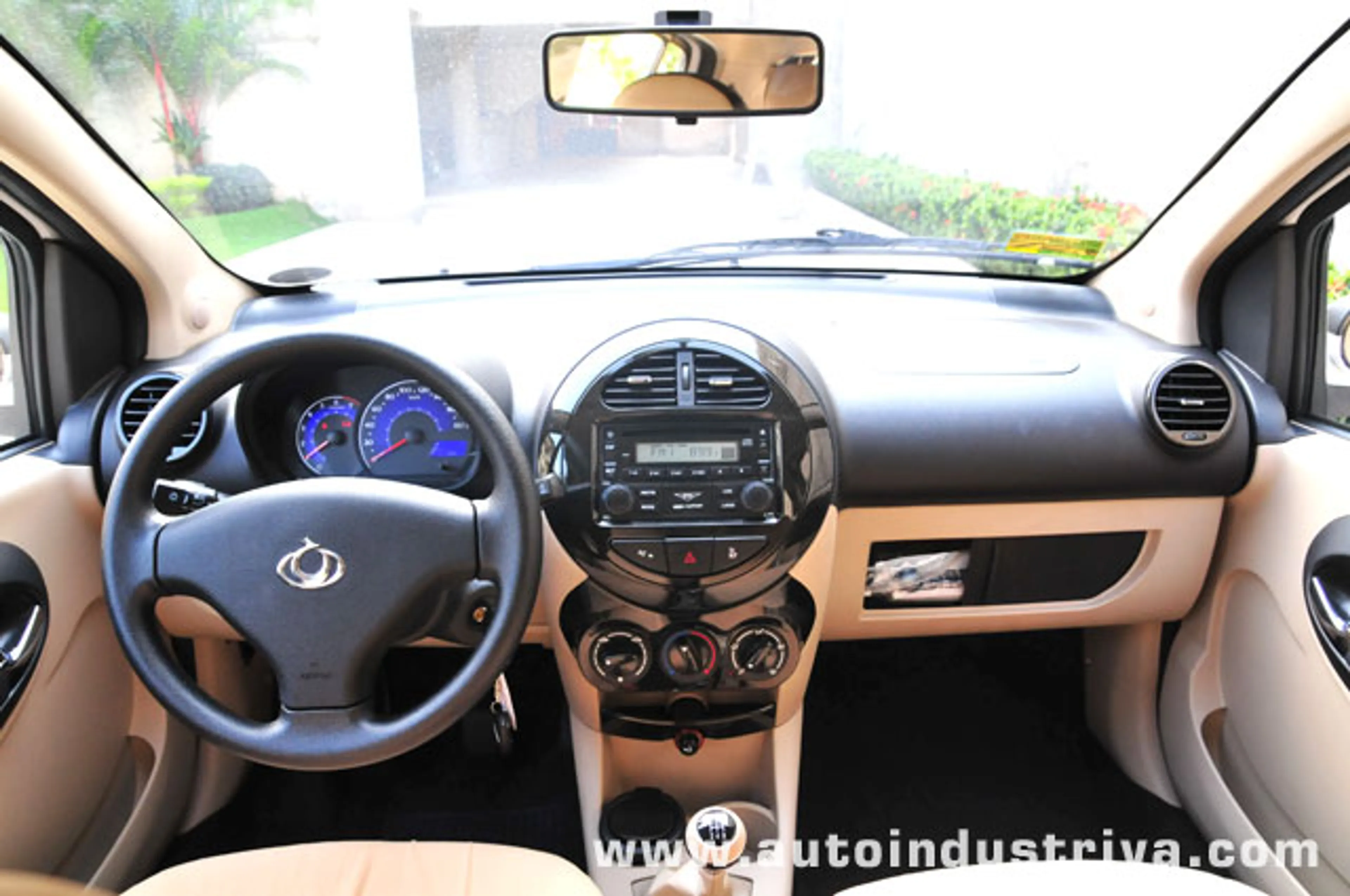 Geely LC thumbnail 3