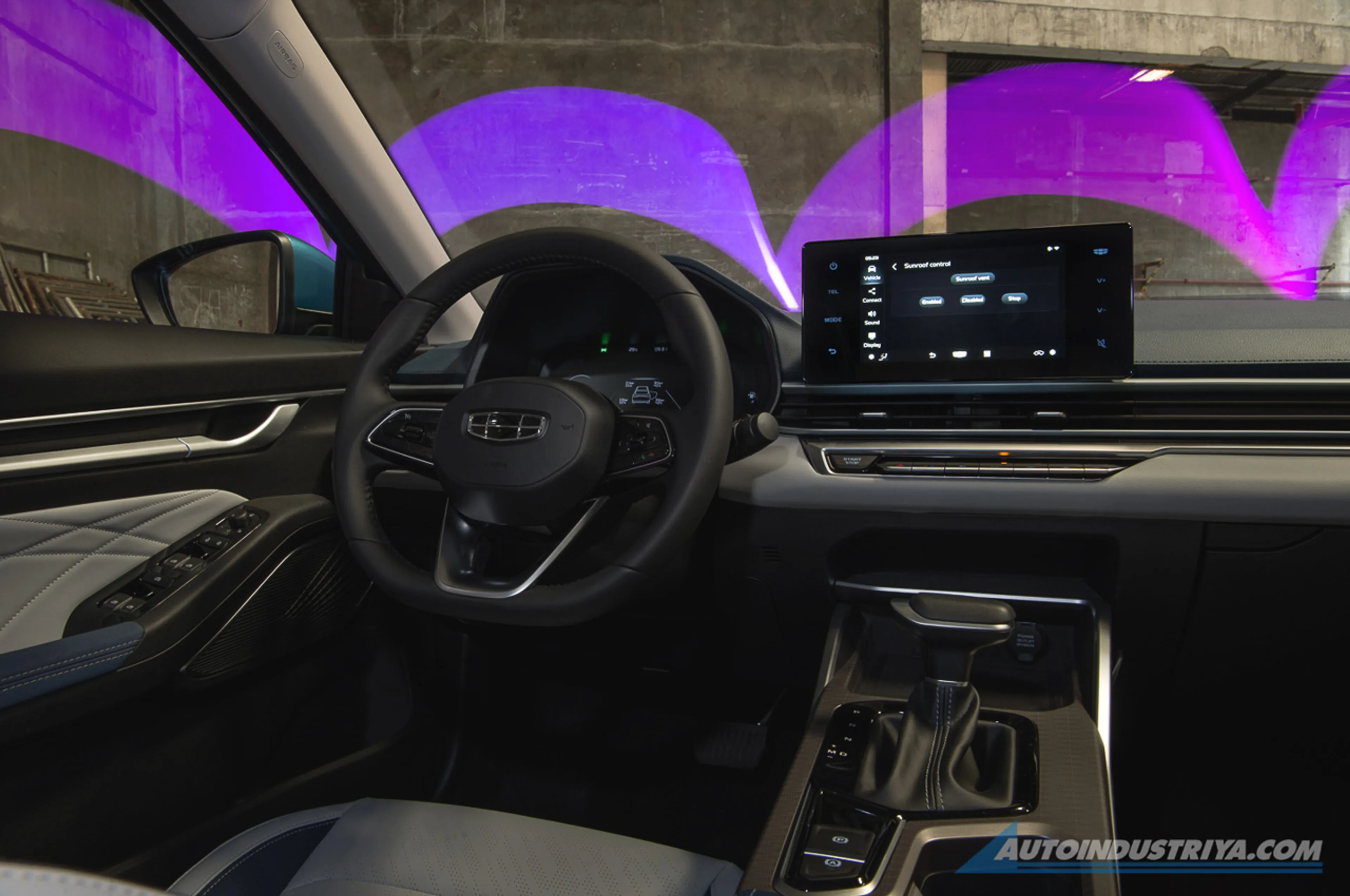 Geely Emgrand thumbnail 3