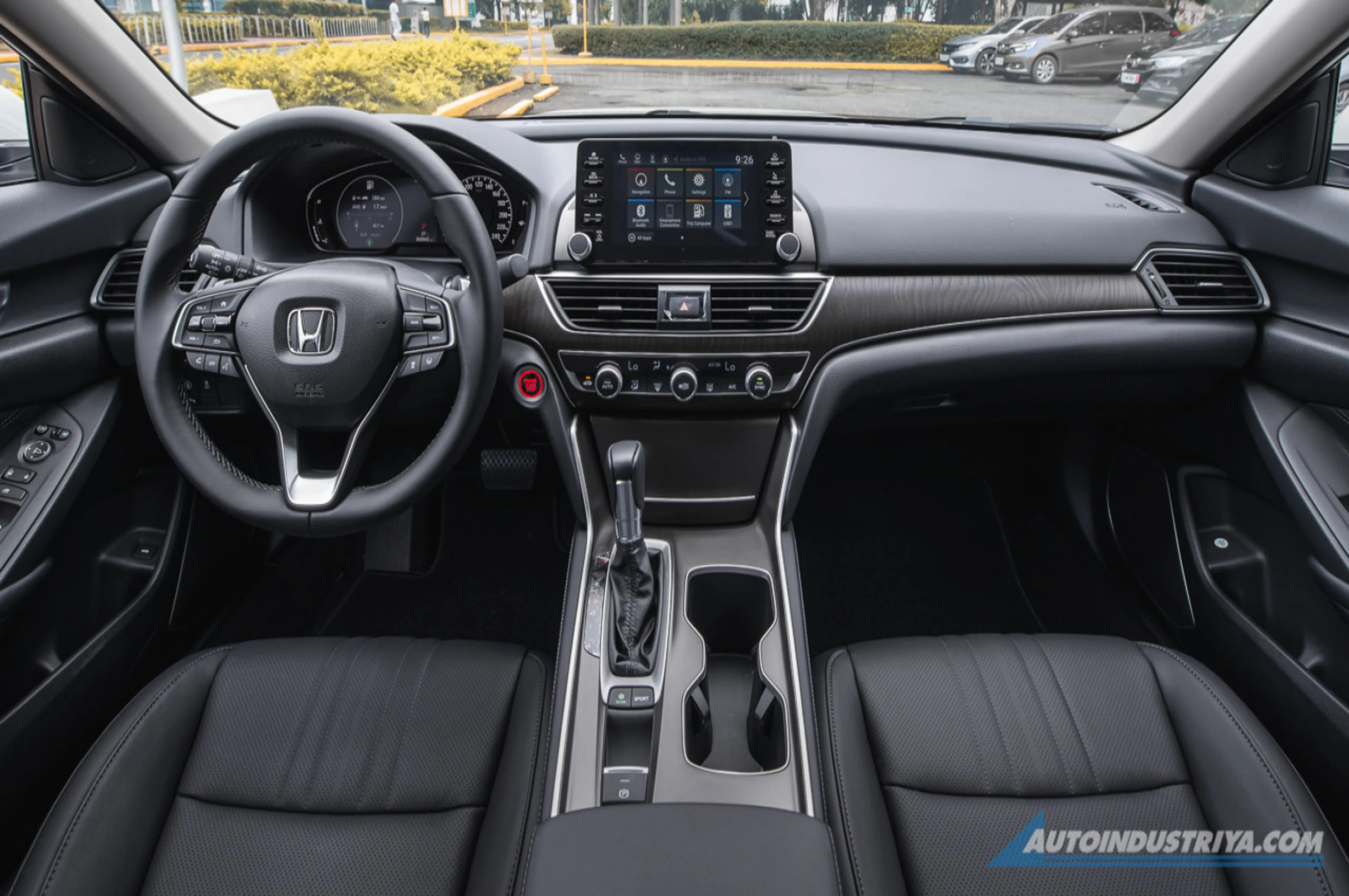 Honda Accord thumbnail 3