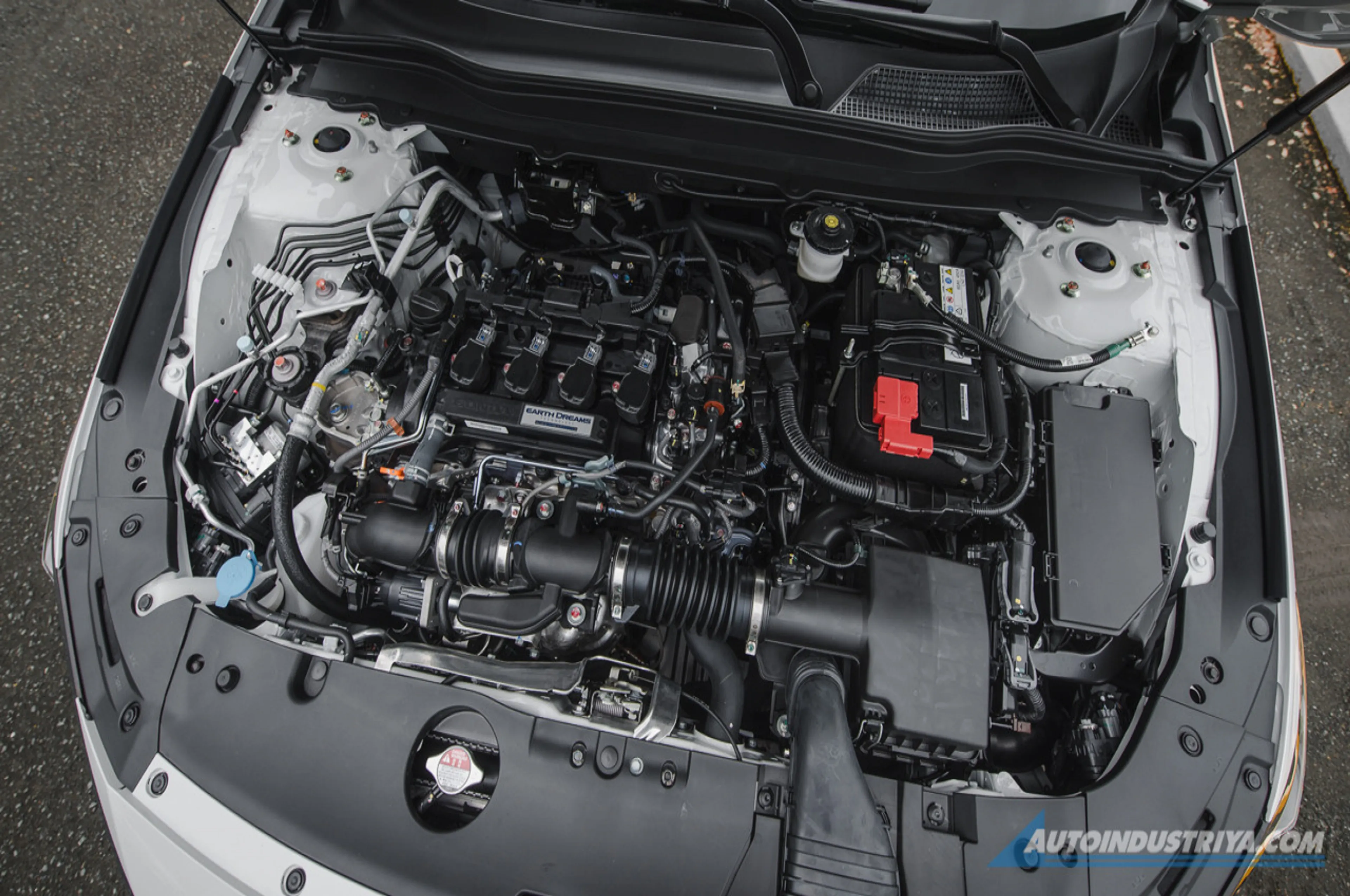 Honda Accord thumbnail 4