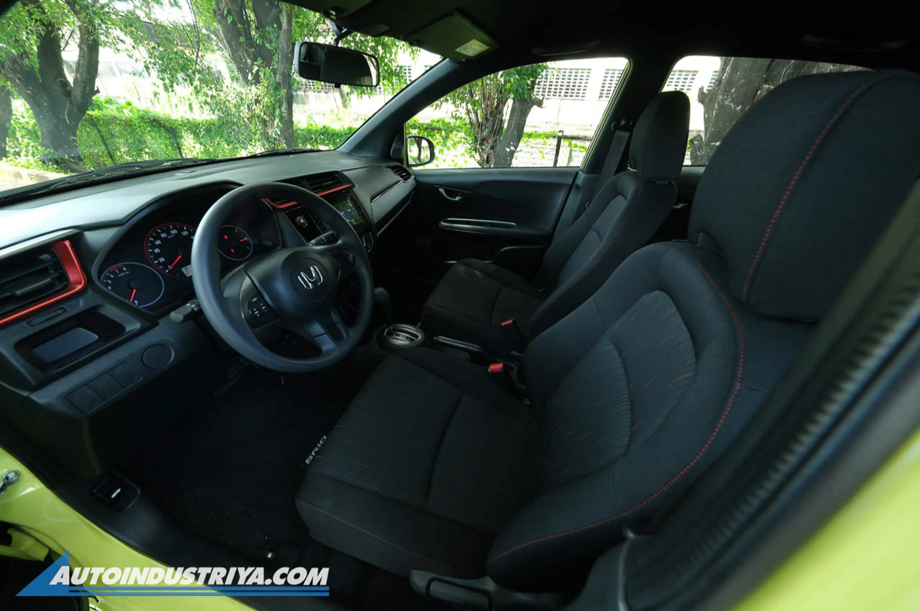 Honda Brio thumbnail 3