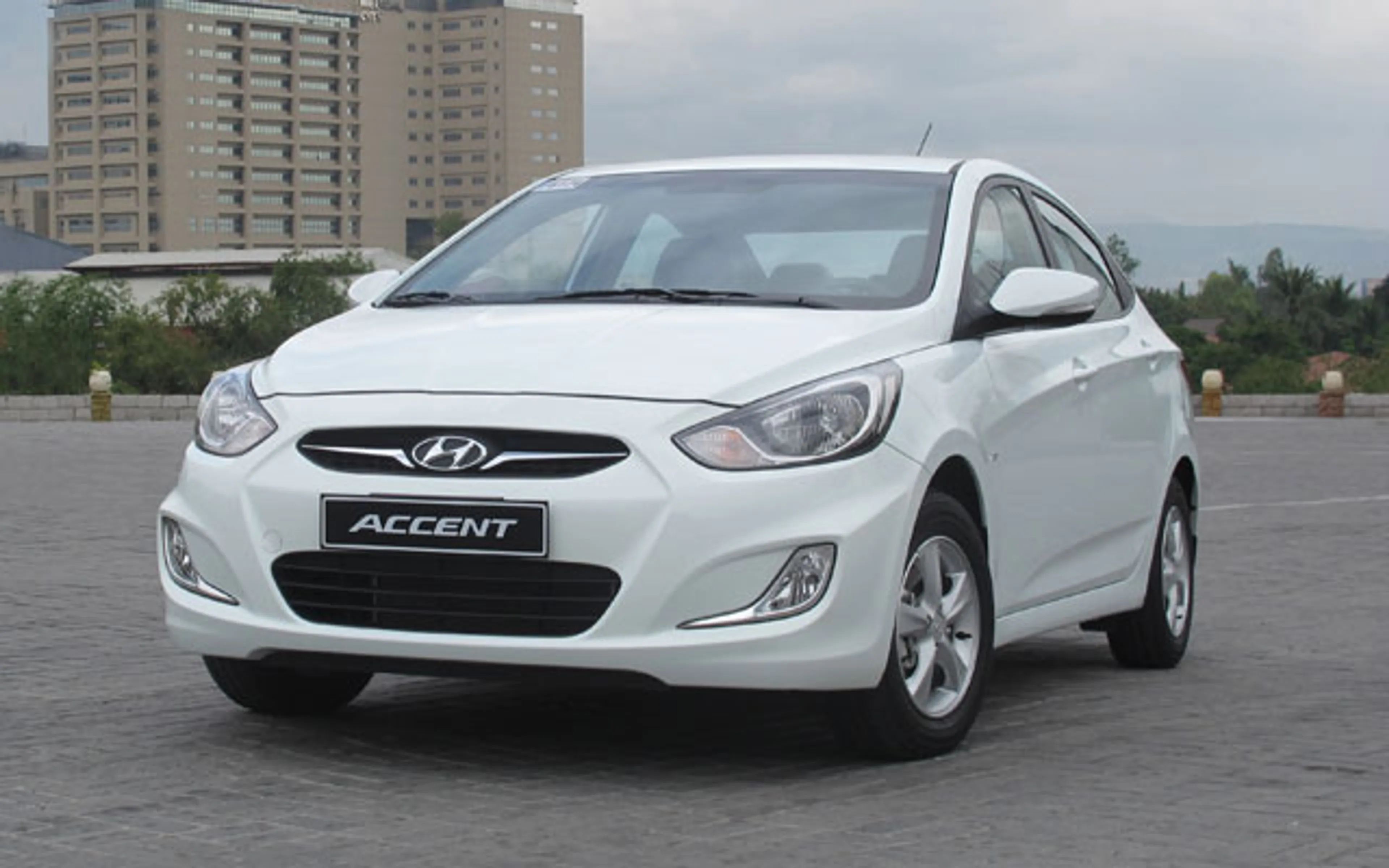 Hyundai Accent 2014–2015