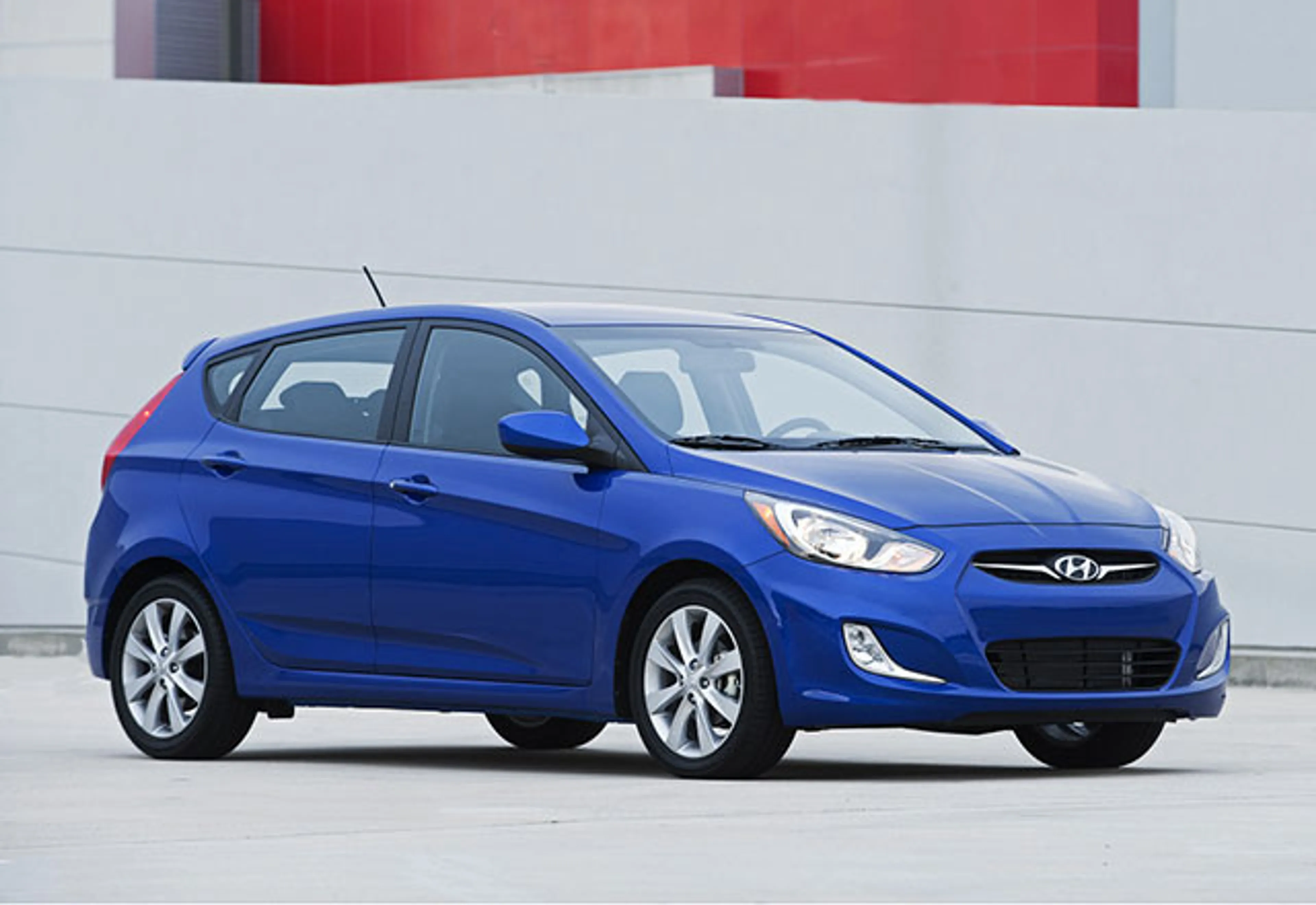 Hyundai Accent Hatchback 2014–2015