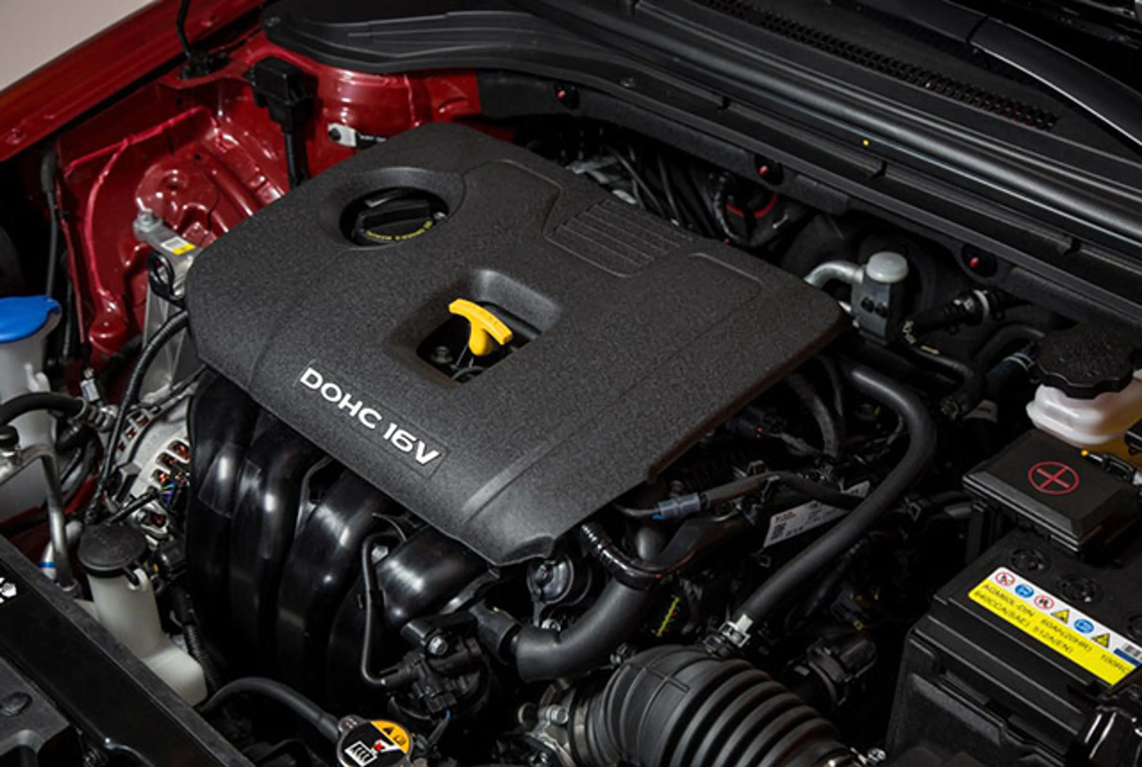 2016 Hyundai Elantra 1.6 GL MT thumbnail 4