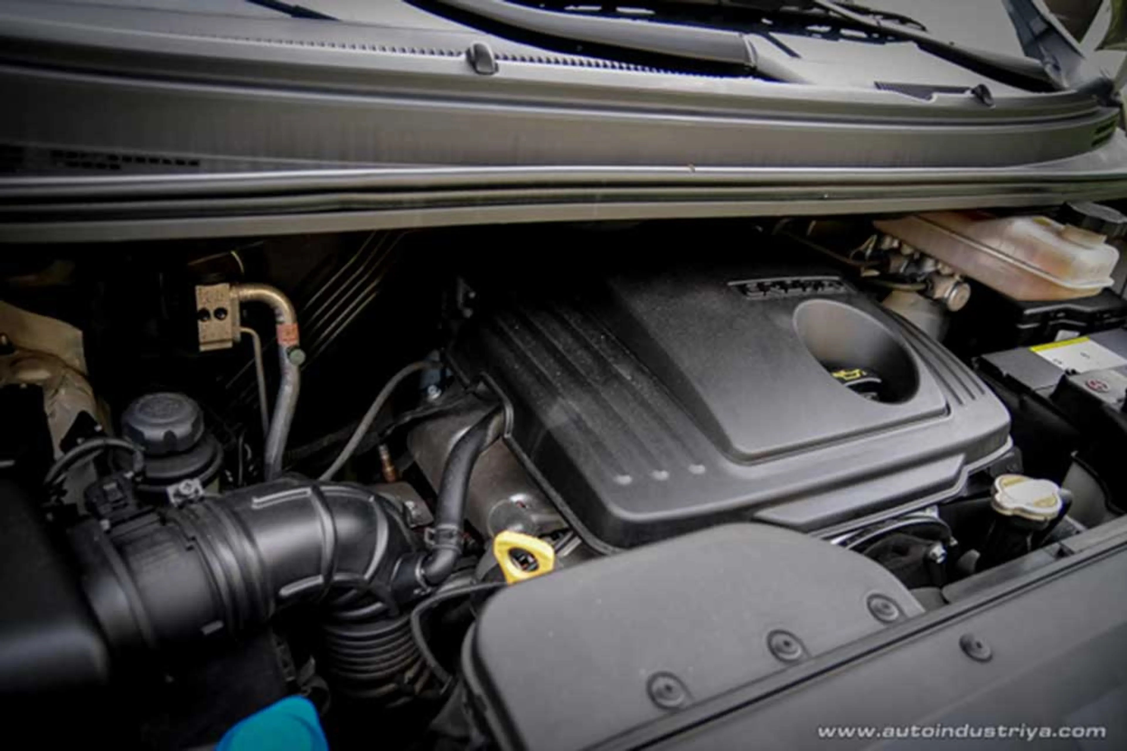 Hyundai Grand Starex thumbnail 4