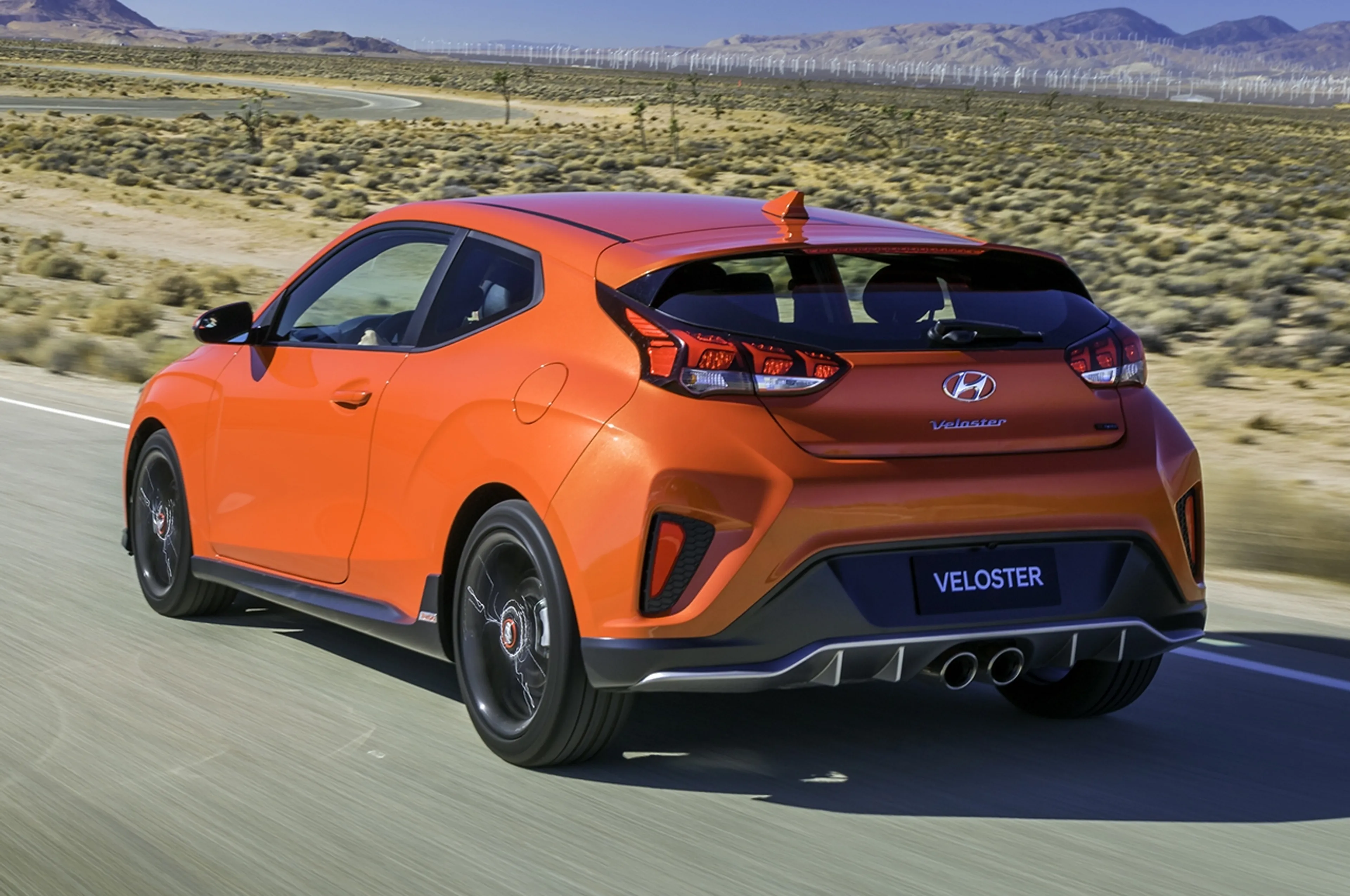 Hyundai Veloster thumbnail 2