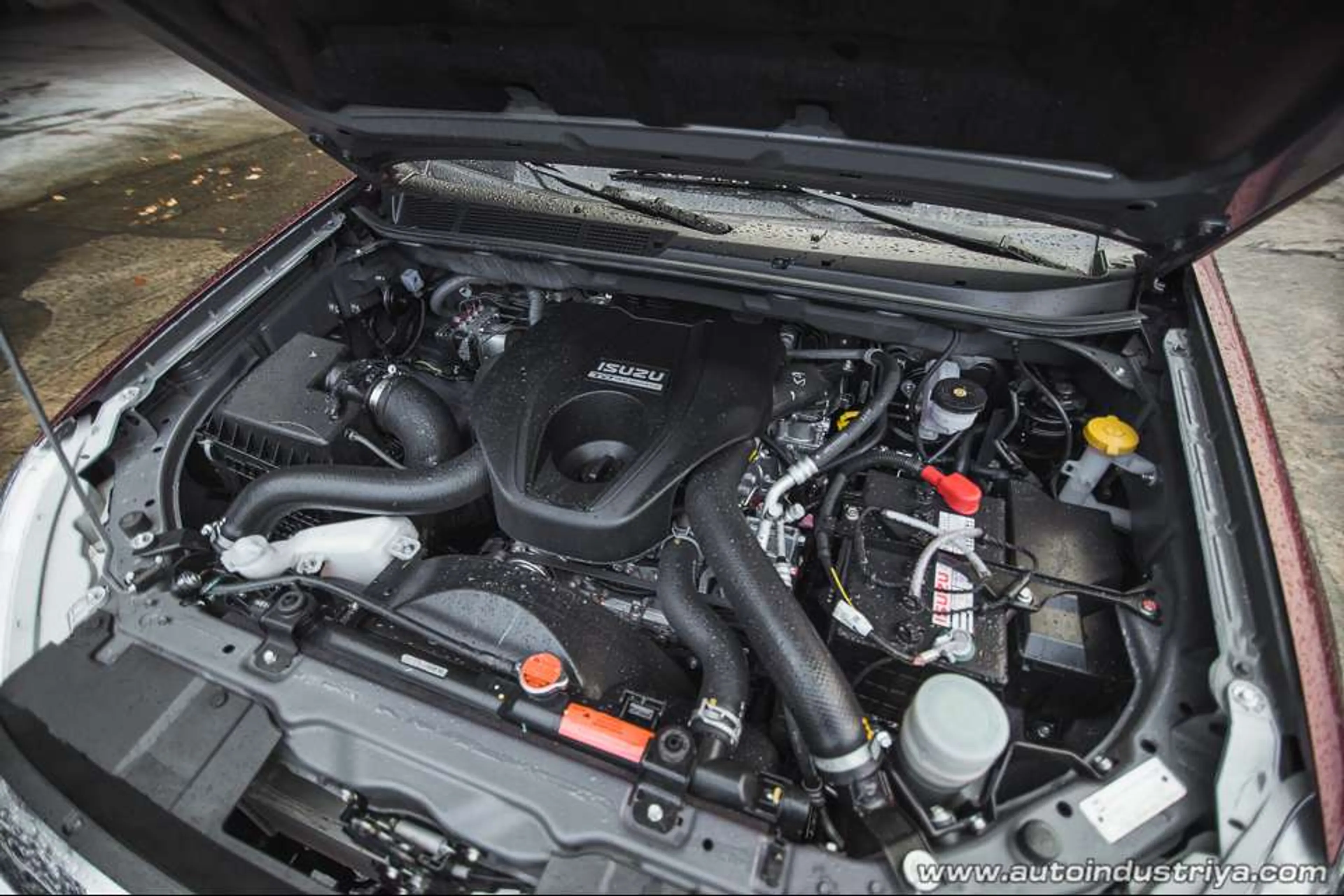 Isuzu D-Max LS thumbnail 4