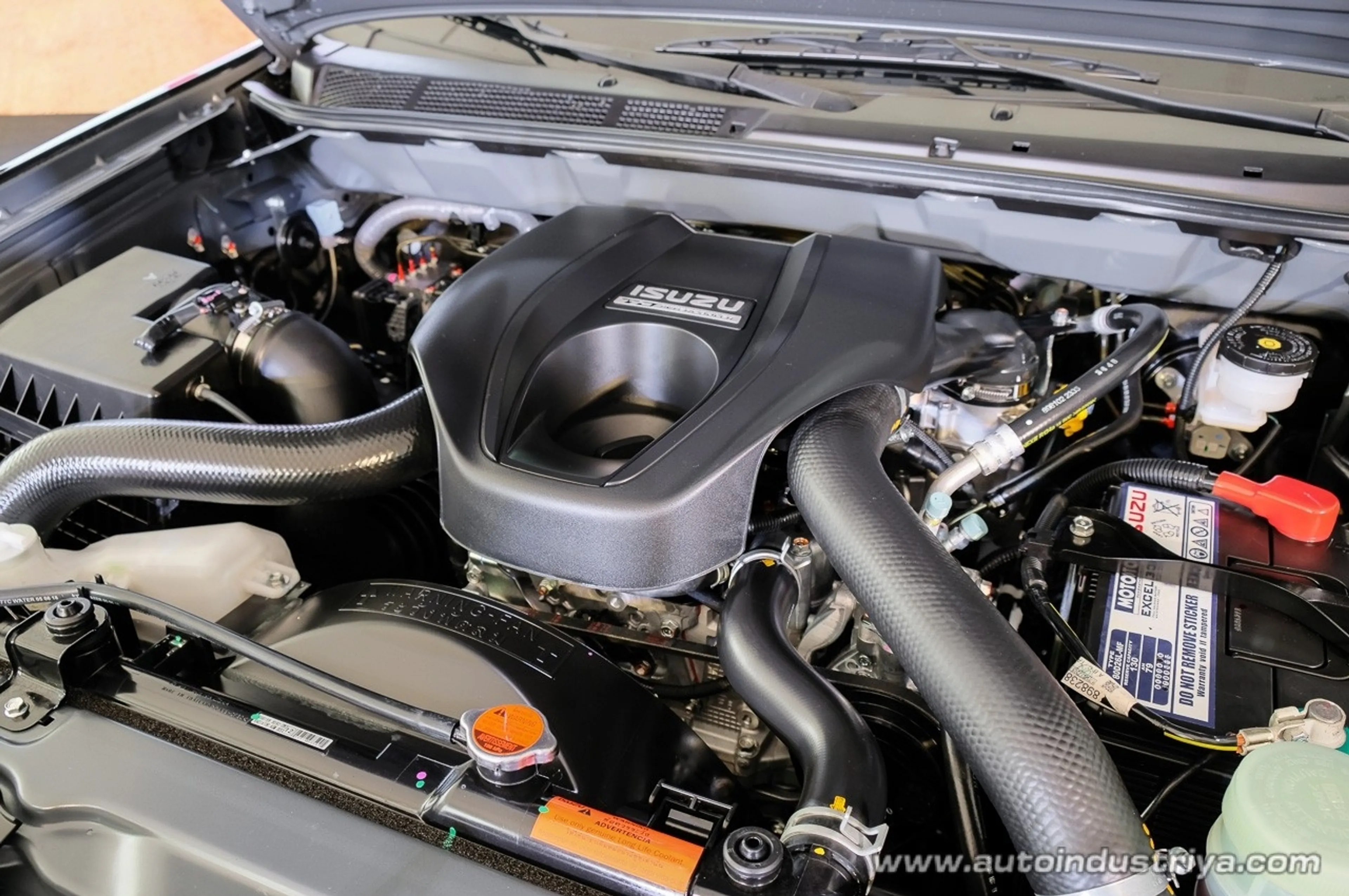 Isuzu D-Max Boondock thumbnail 4