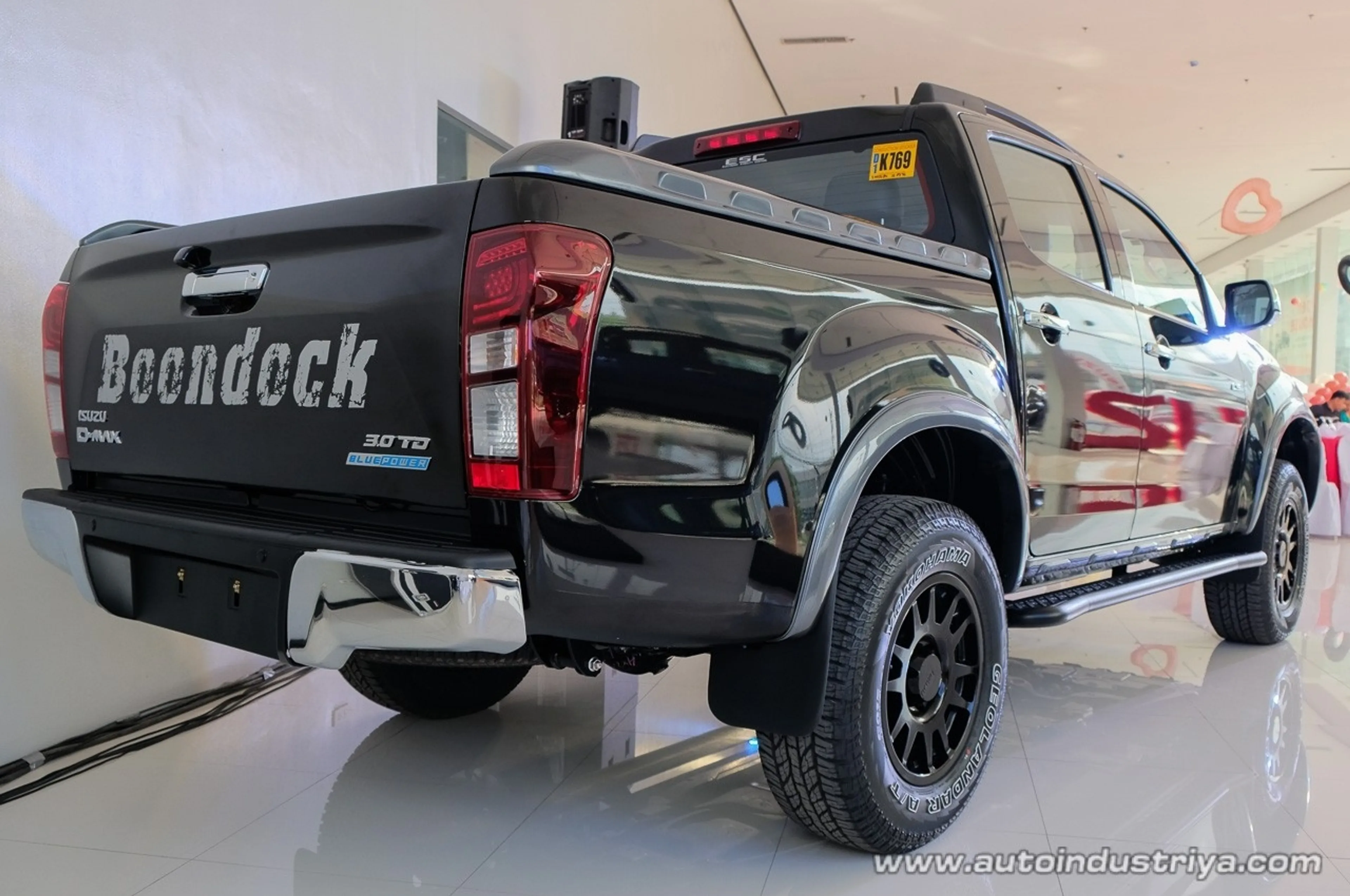 Isuzu D-Max Boondock 4x4 thumbnail 2