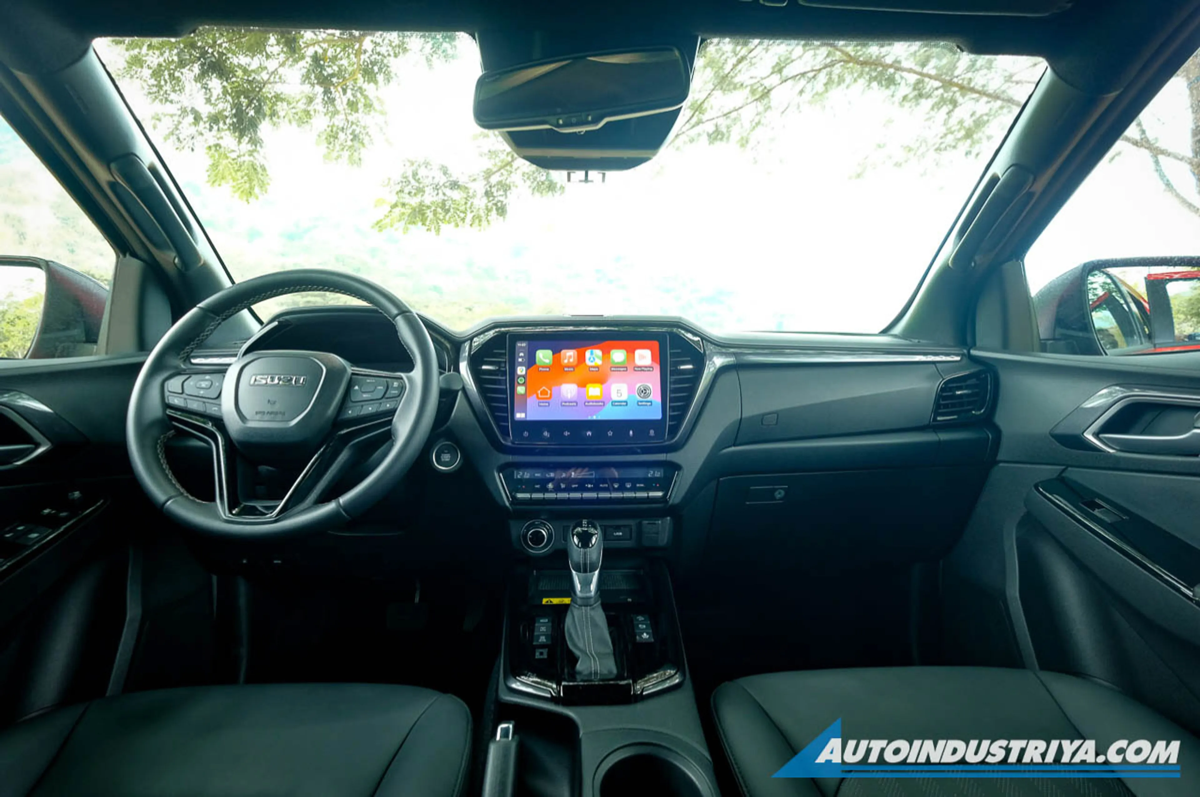 Isuzu D-Max thumbnail 3