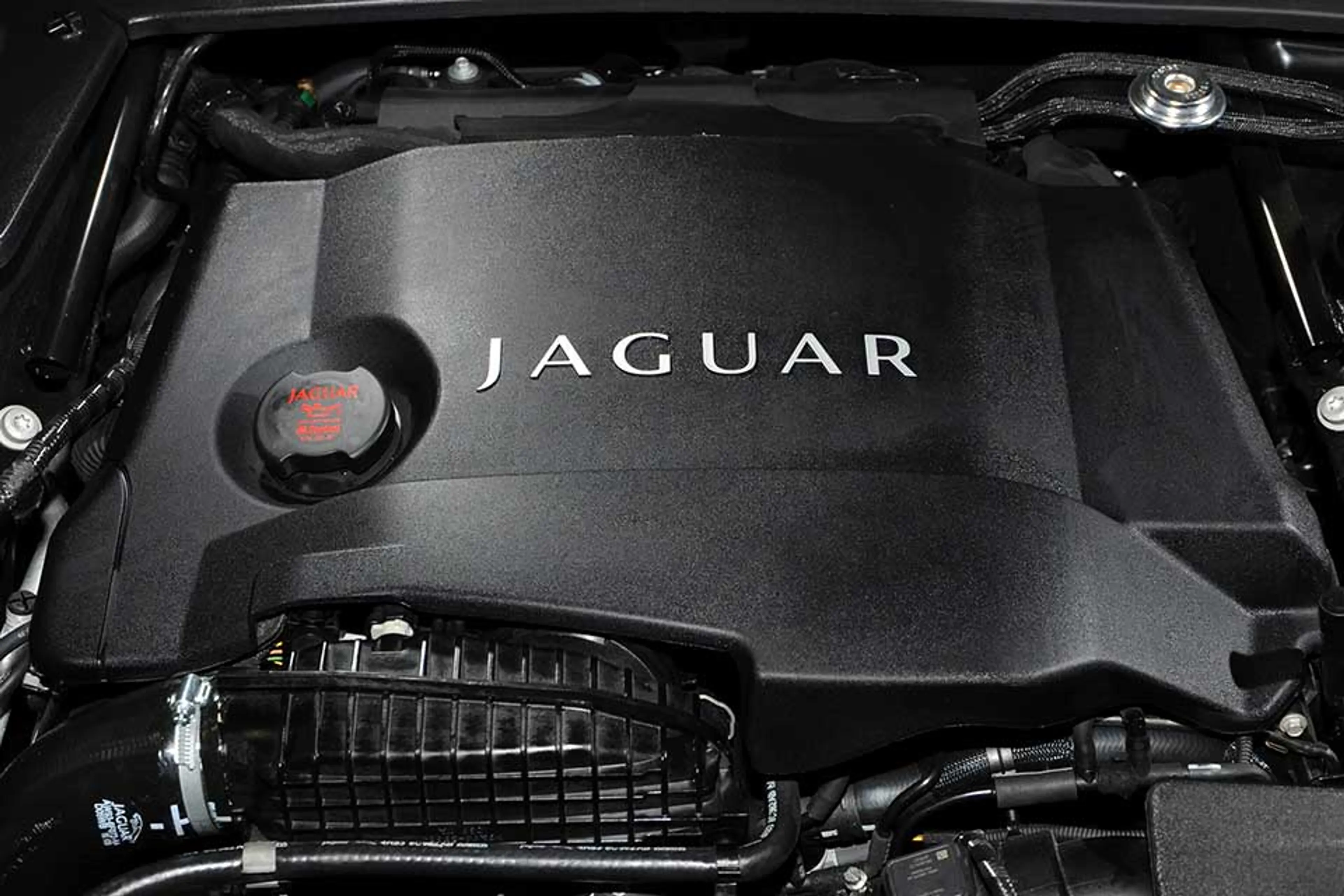 Jaguar XJ thumbnail 4