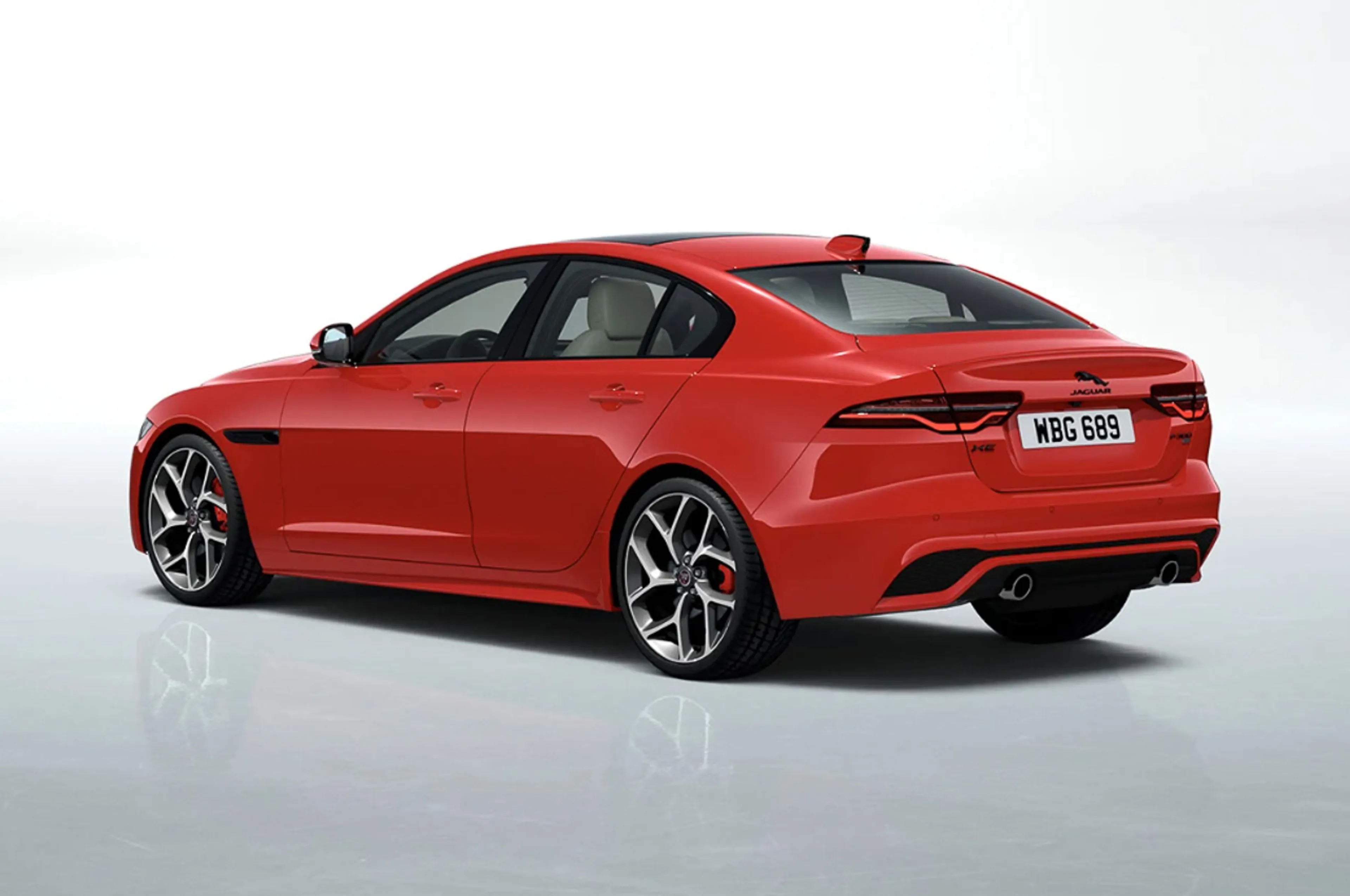 Jaguar XE thumbnail 2