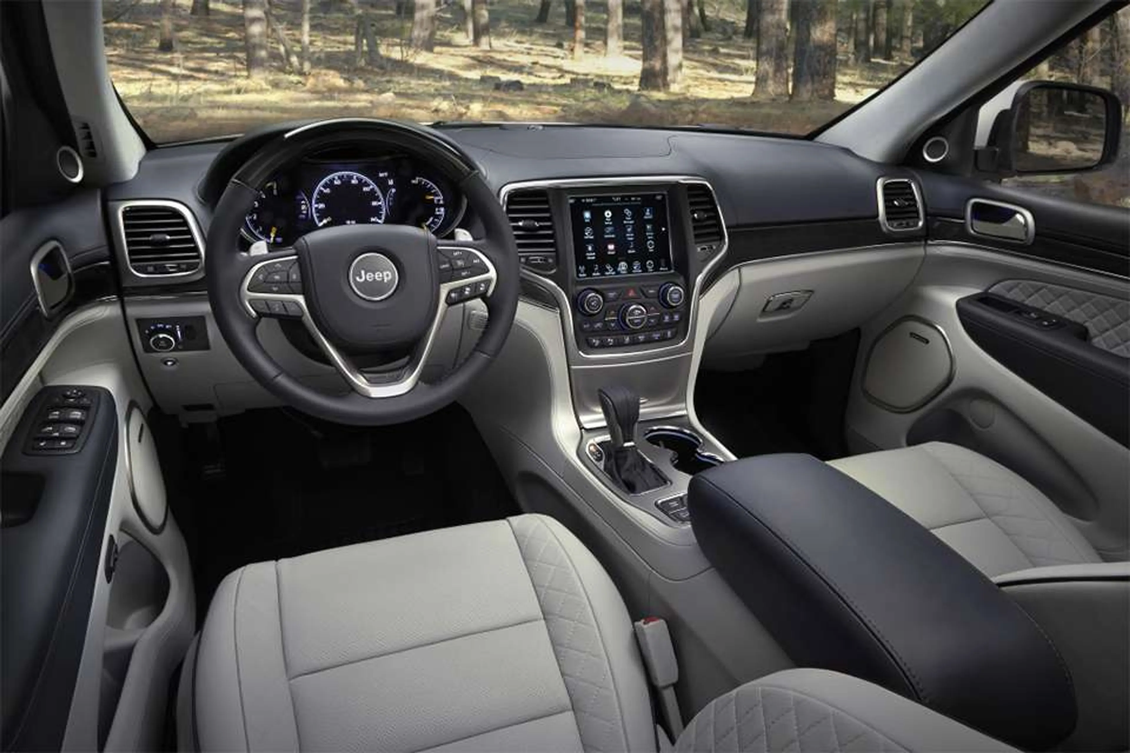 2018 Jeep Grand Cherokee 3.0 V6 Limited 4x4 thumbnail 3