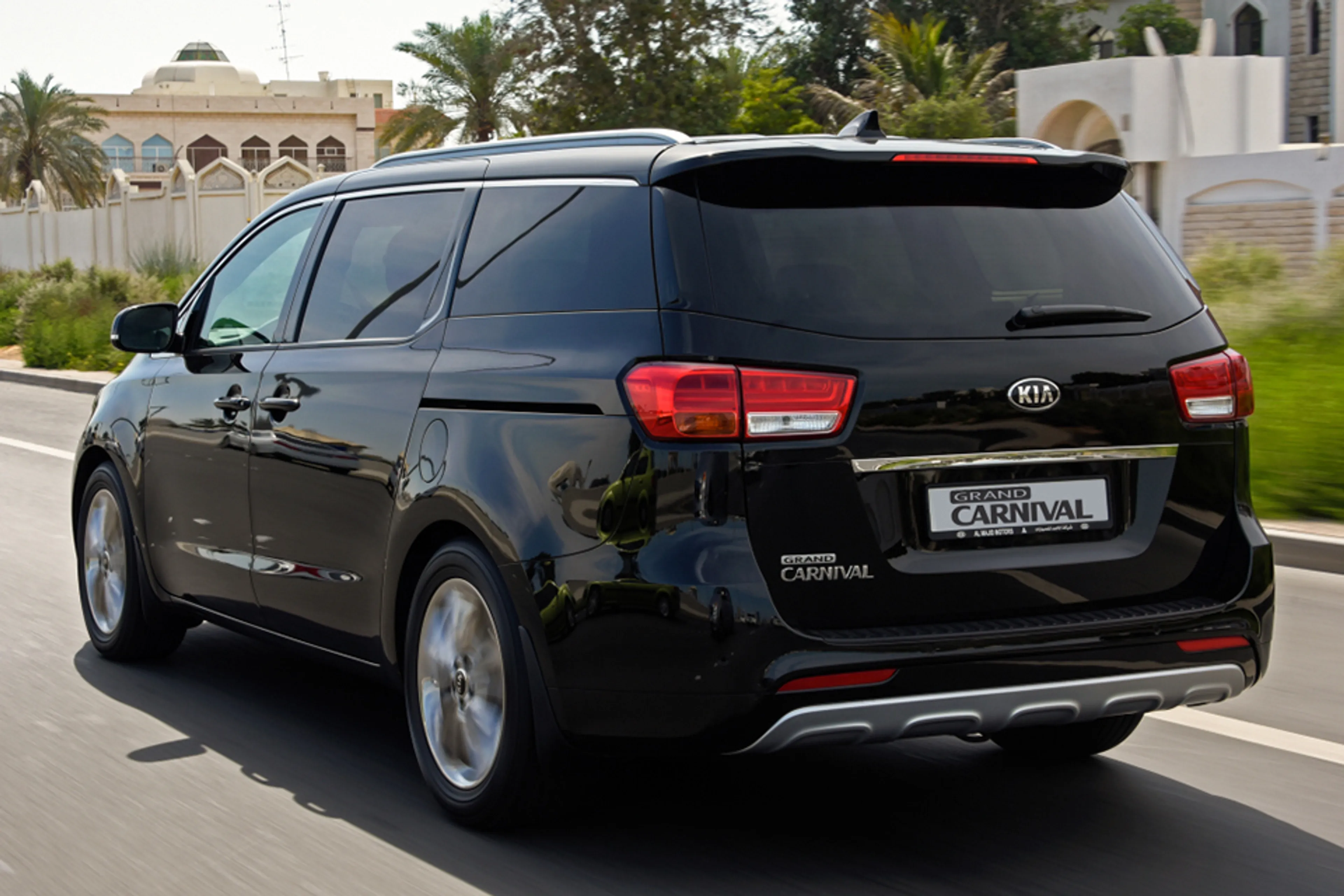 2014 Kia Carnival 2.2 EX AT Diesel 7P thumbnail 2