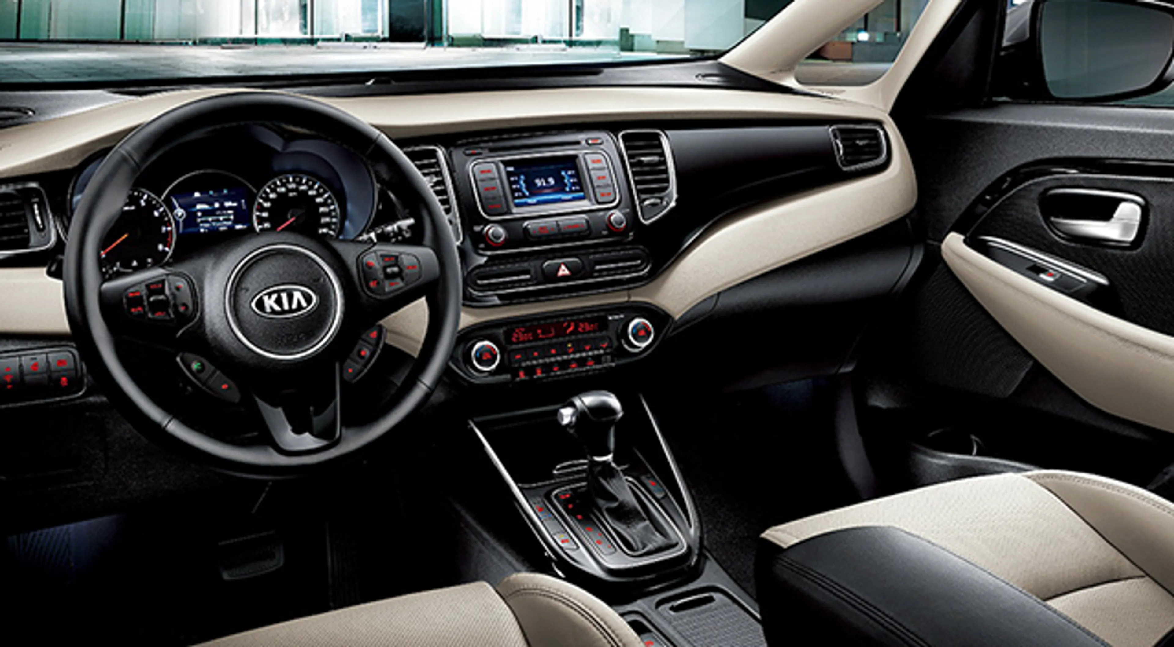 Kia Carens thumbnail 3