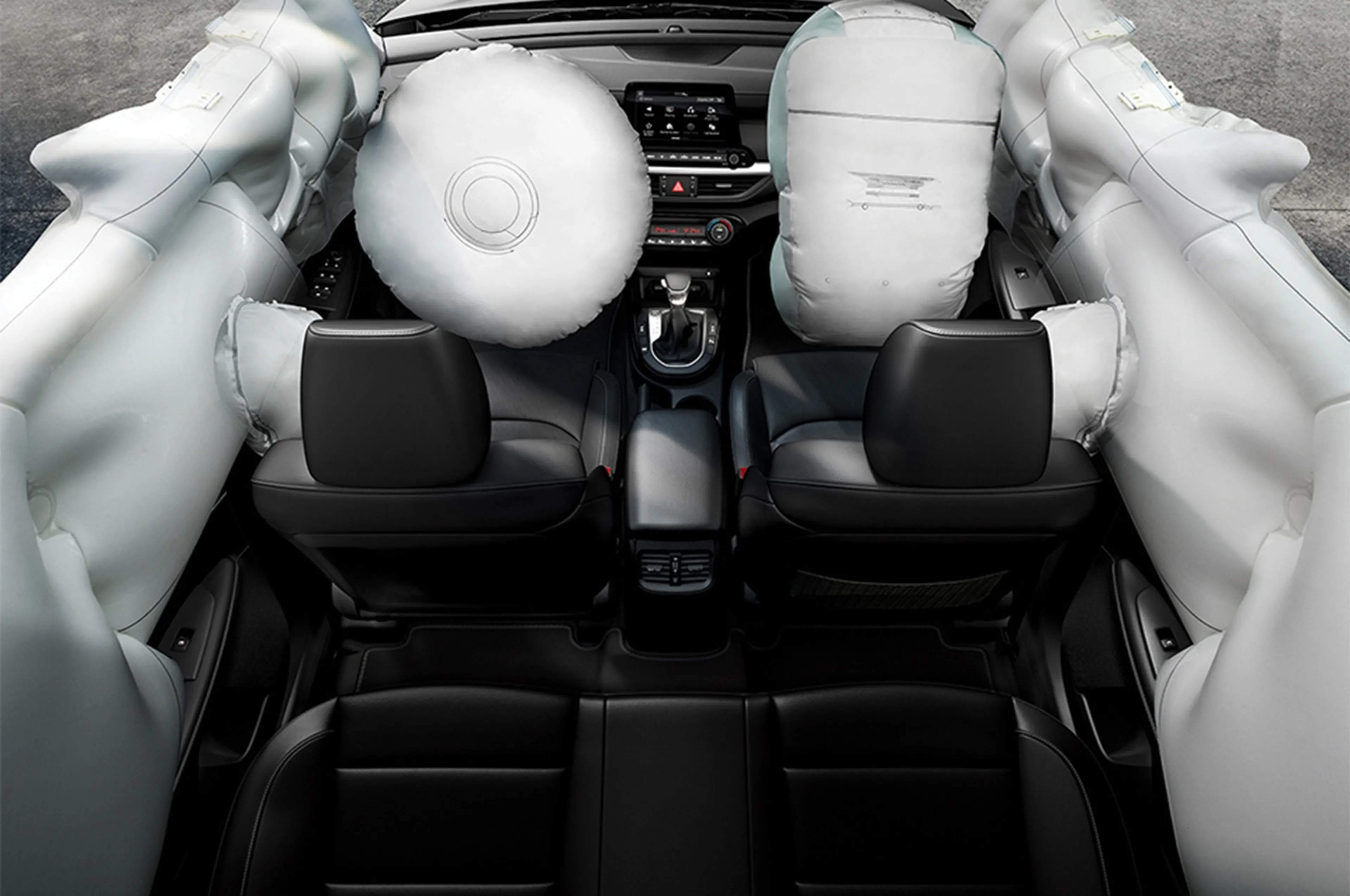 Kia Forte thumbnail 4