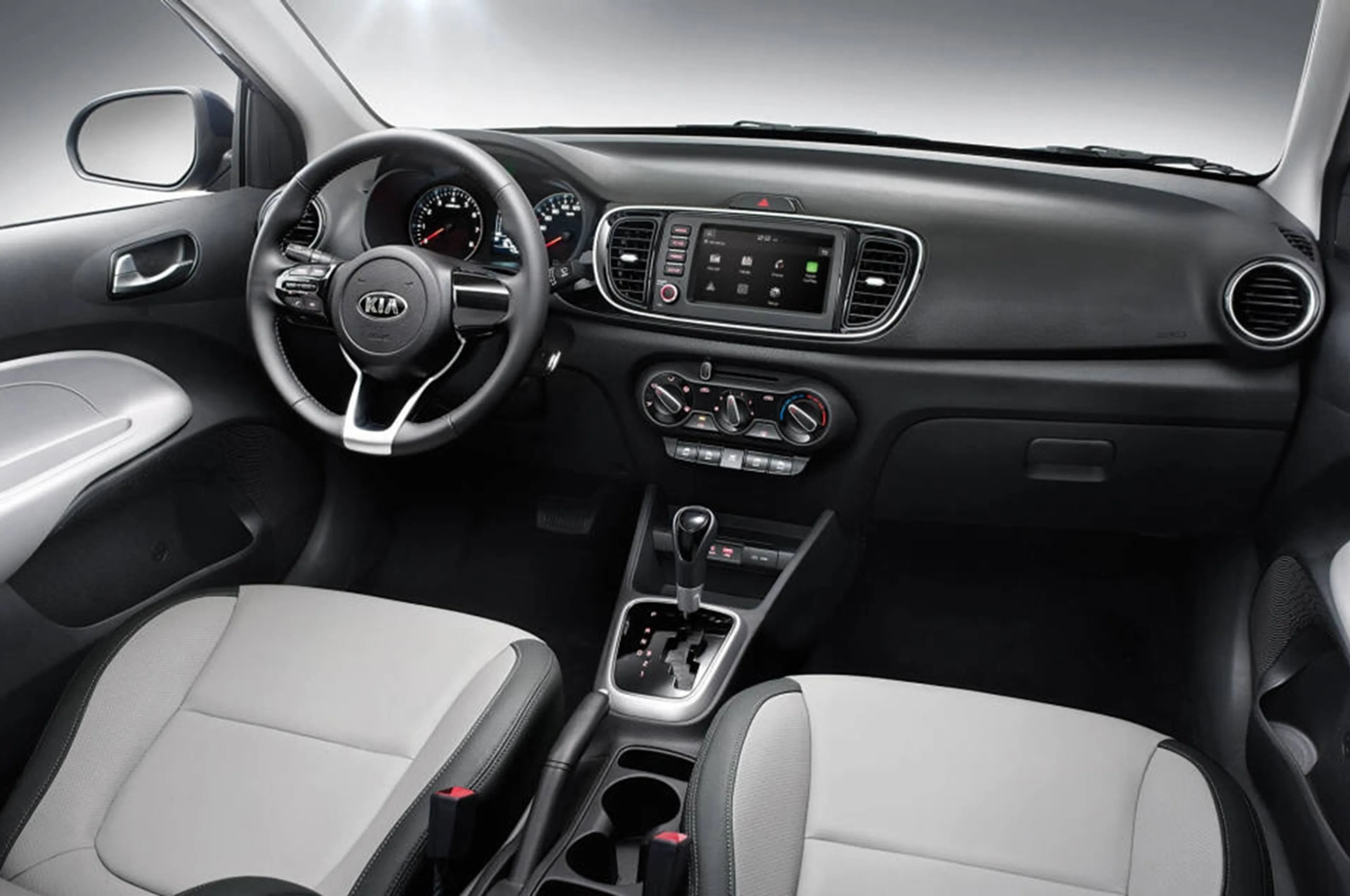 Kia Soluto thumbnail 3