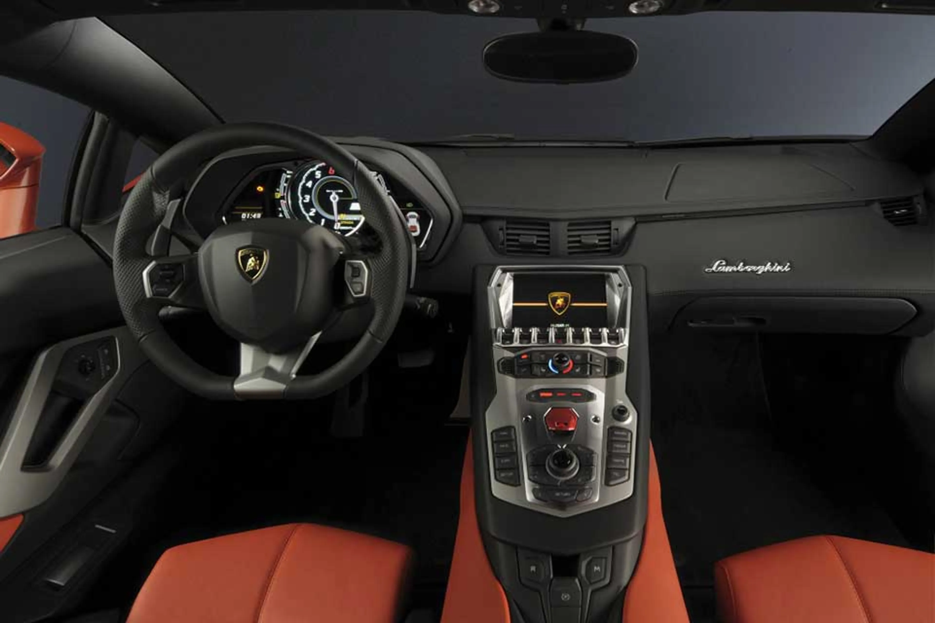 Lamborghini Aventador thumbnail 3