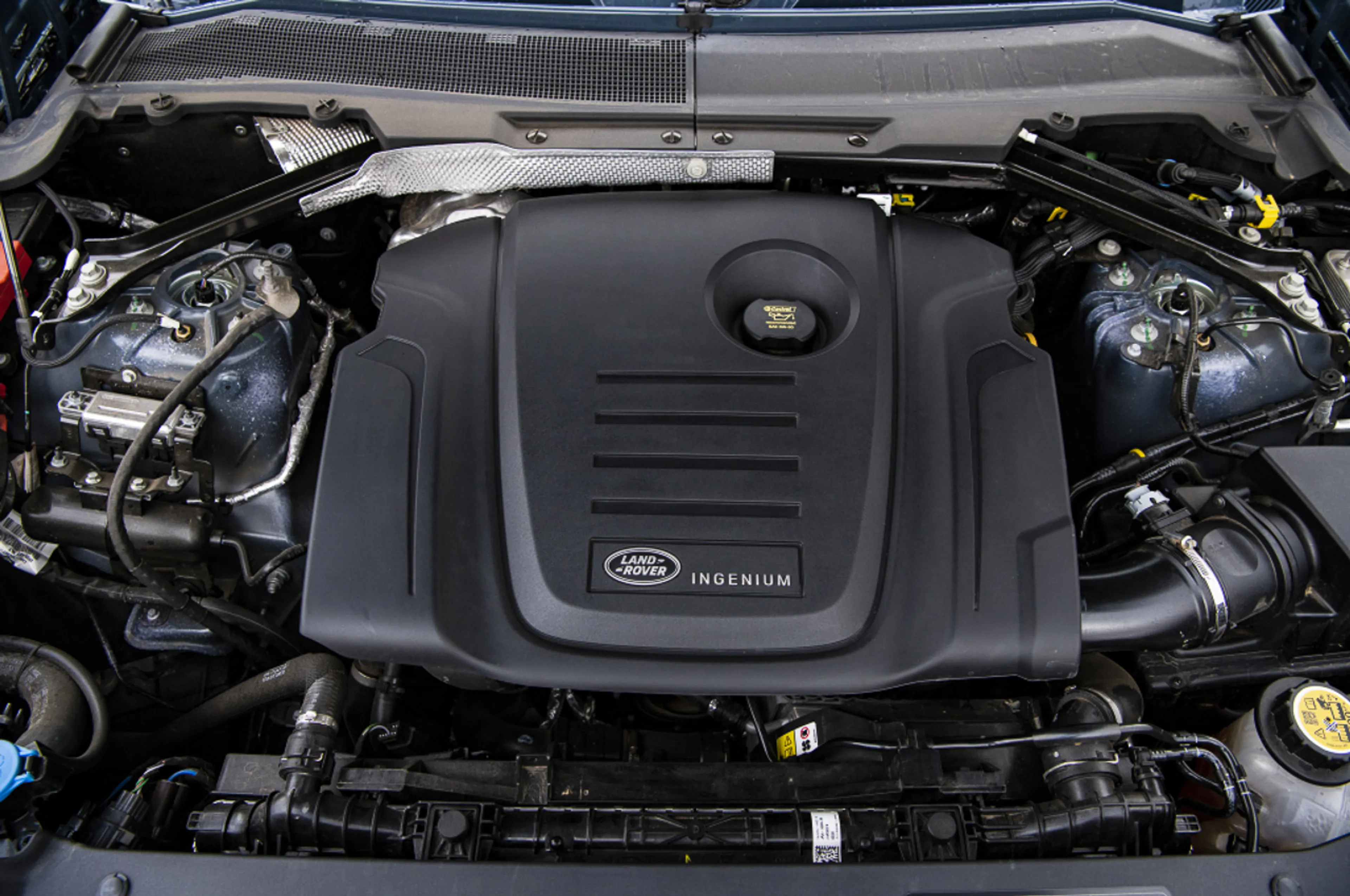 Land Rover Defender 90 thumbnail 4