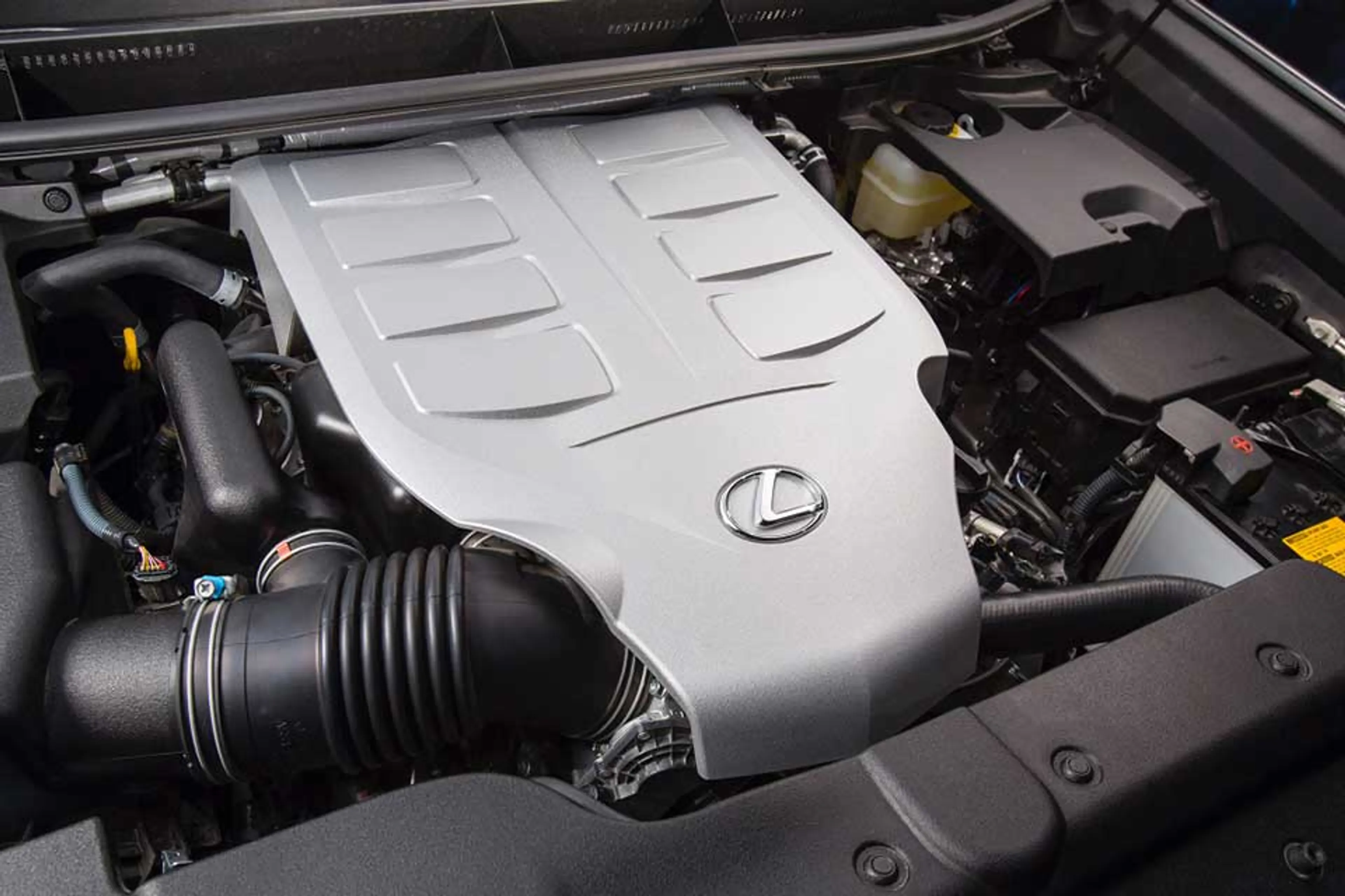 2015 Lexus GX 460 thumbnail 4