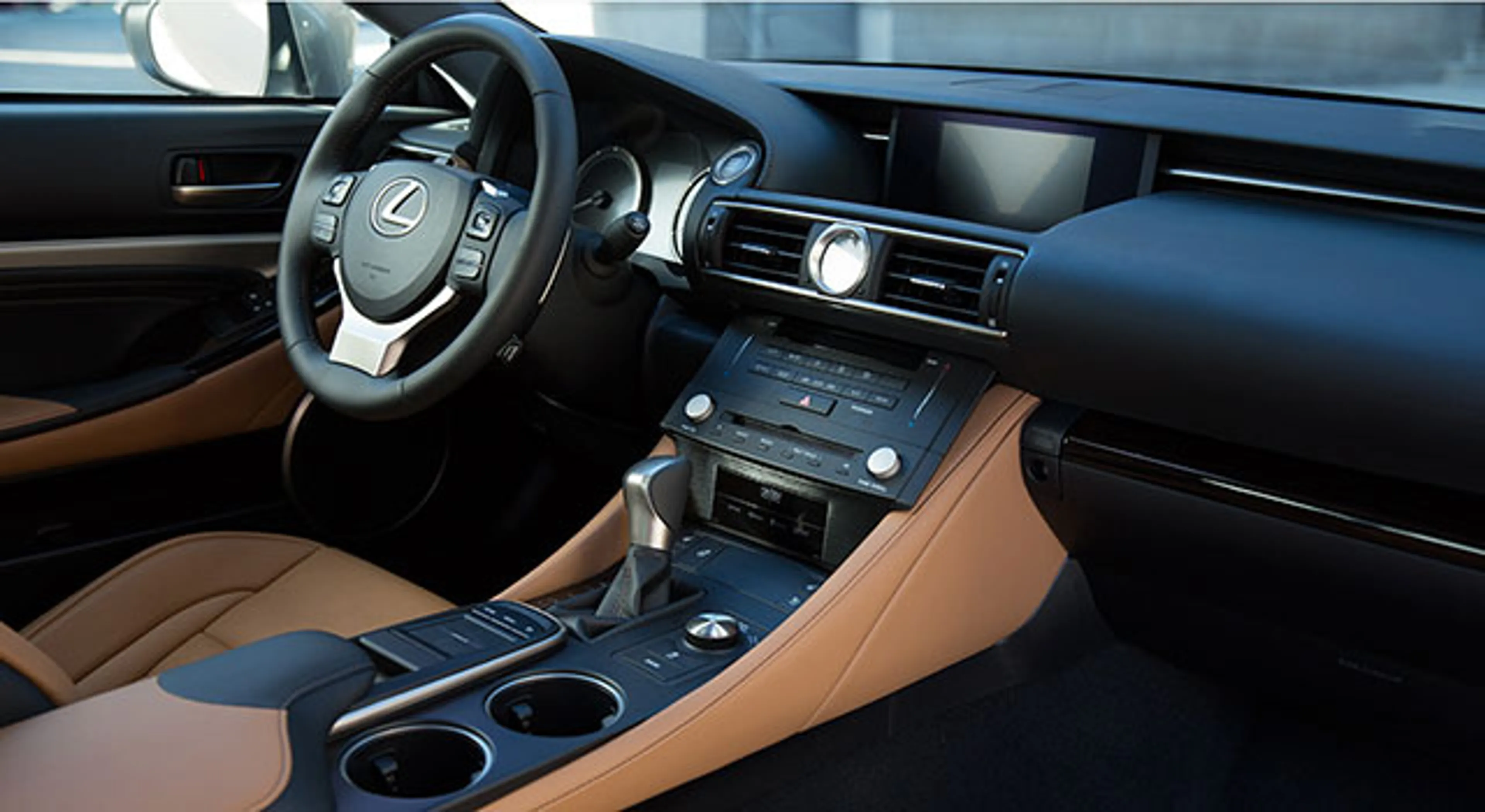 2015 Lexus RC 350 thumbnail 3