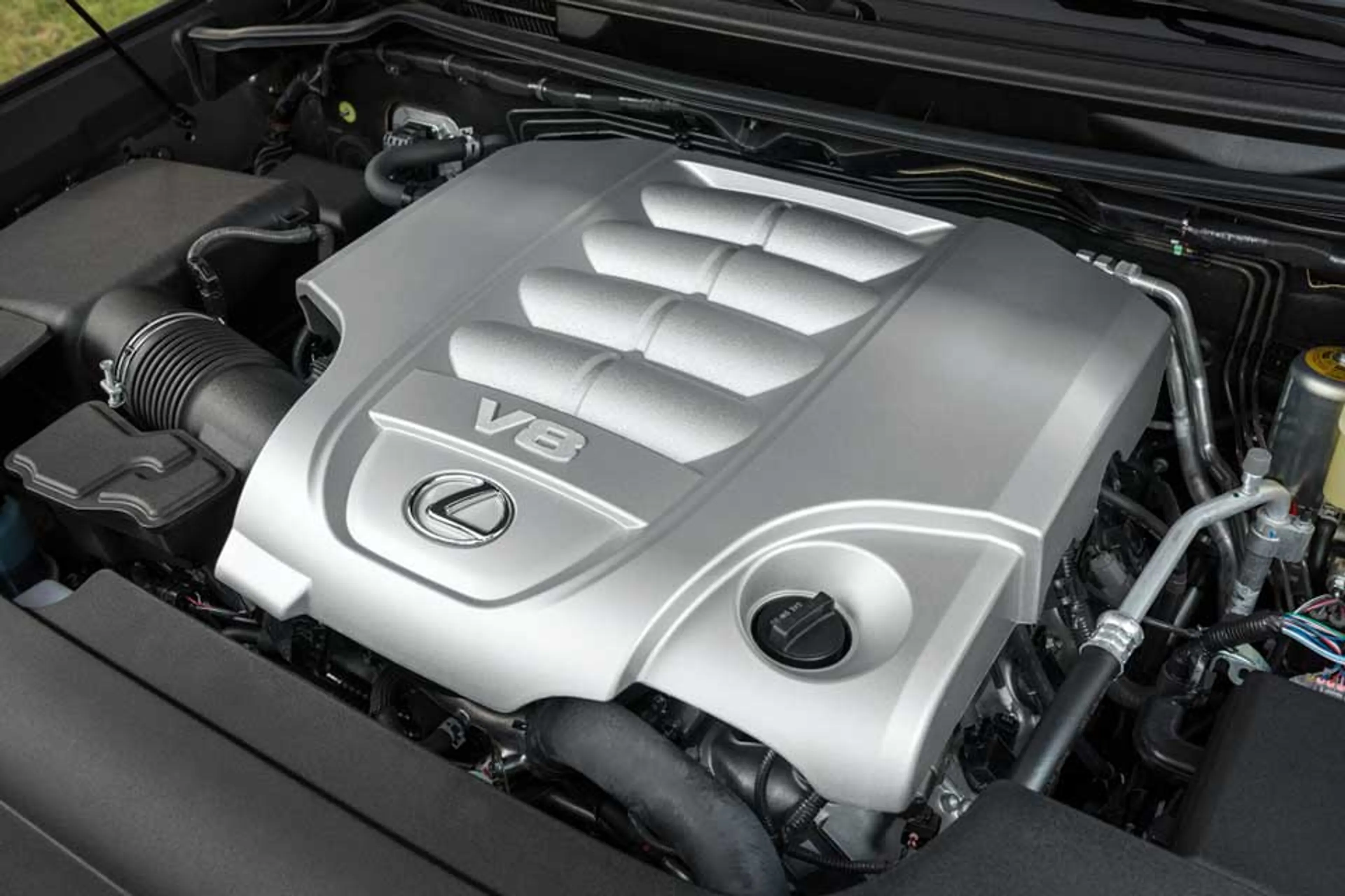 Lexus LX thumbnail 4