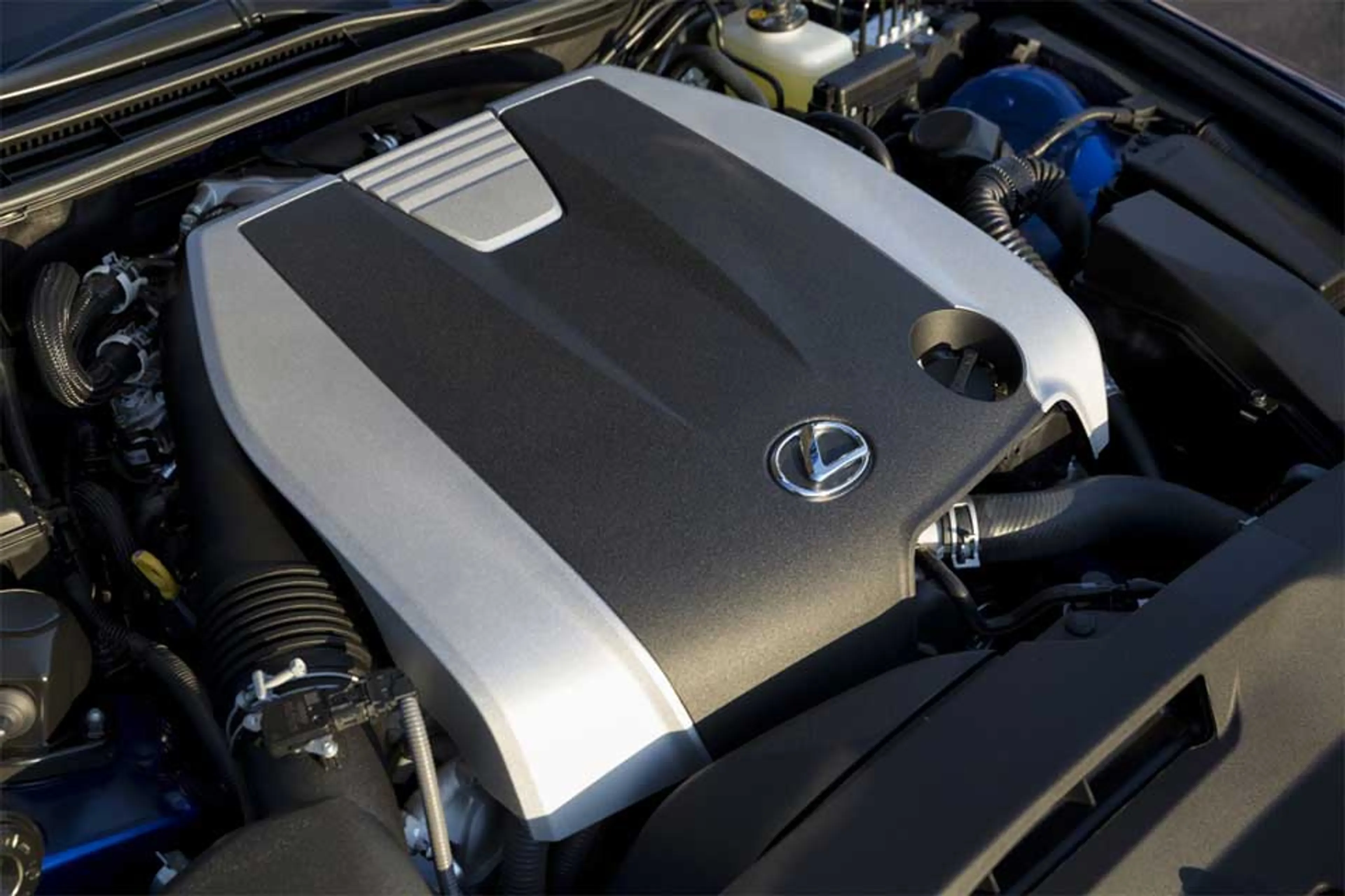 2017 Lexus IS 350 V6 thumbnail 4