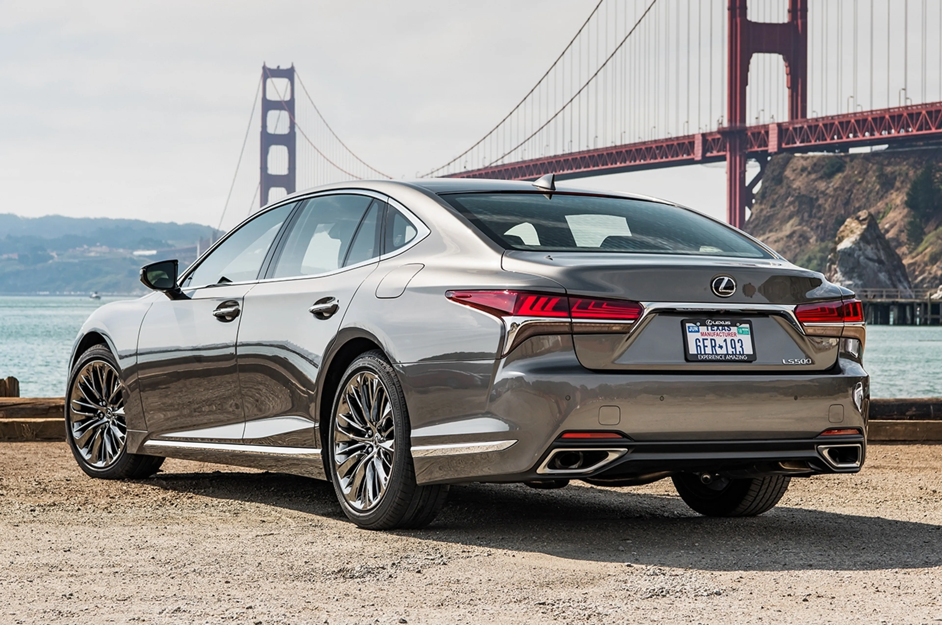 2018 Lexus LS 500 5-seater thumbnail 2