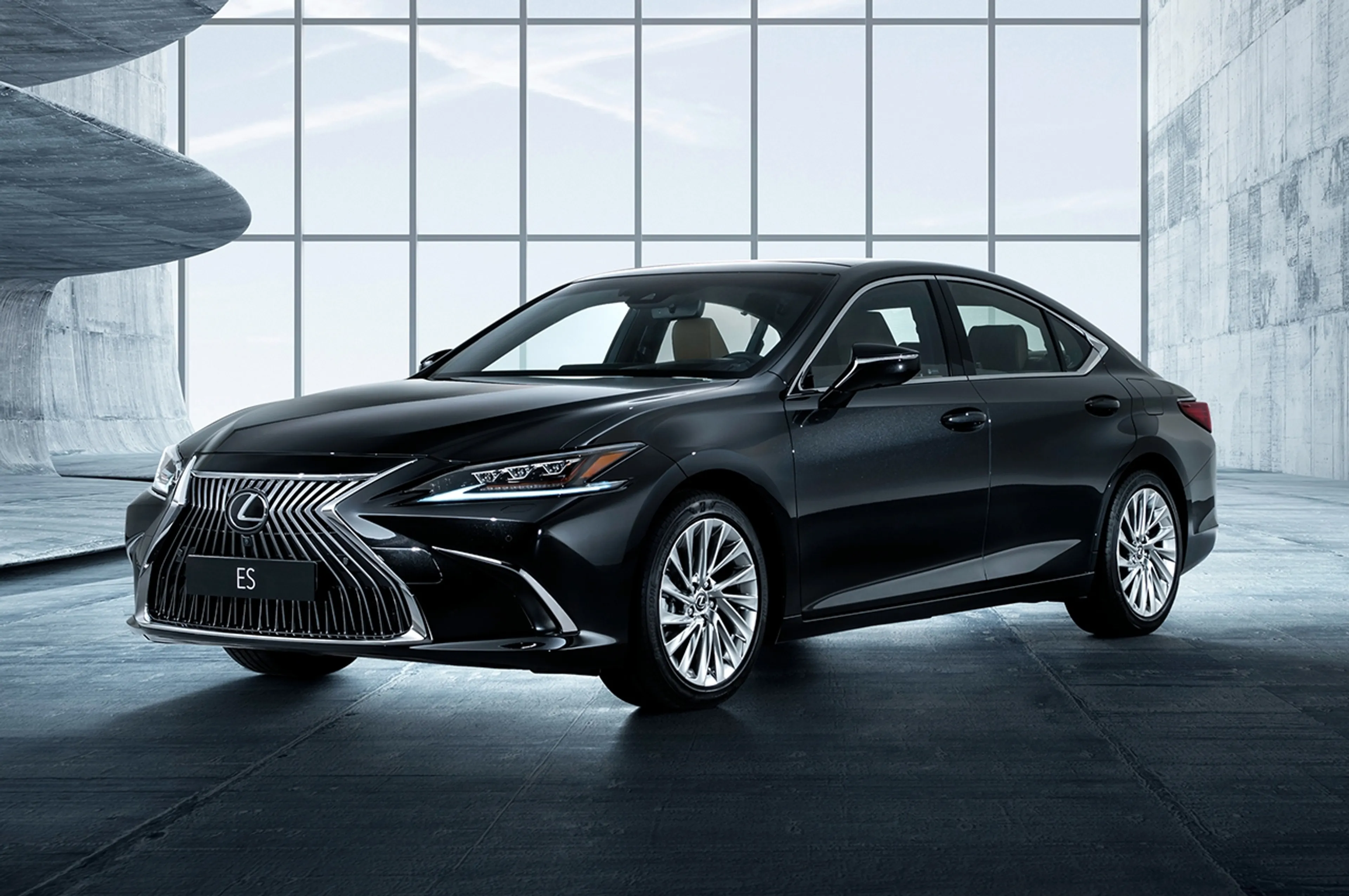 Lexus ES 2019
